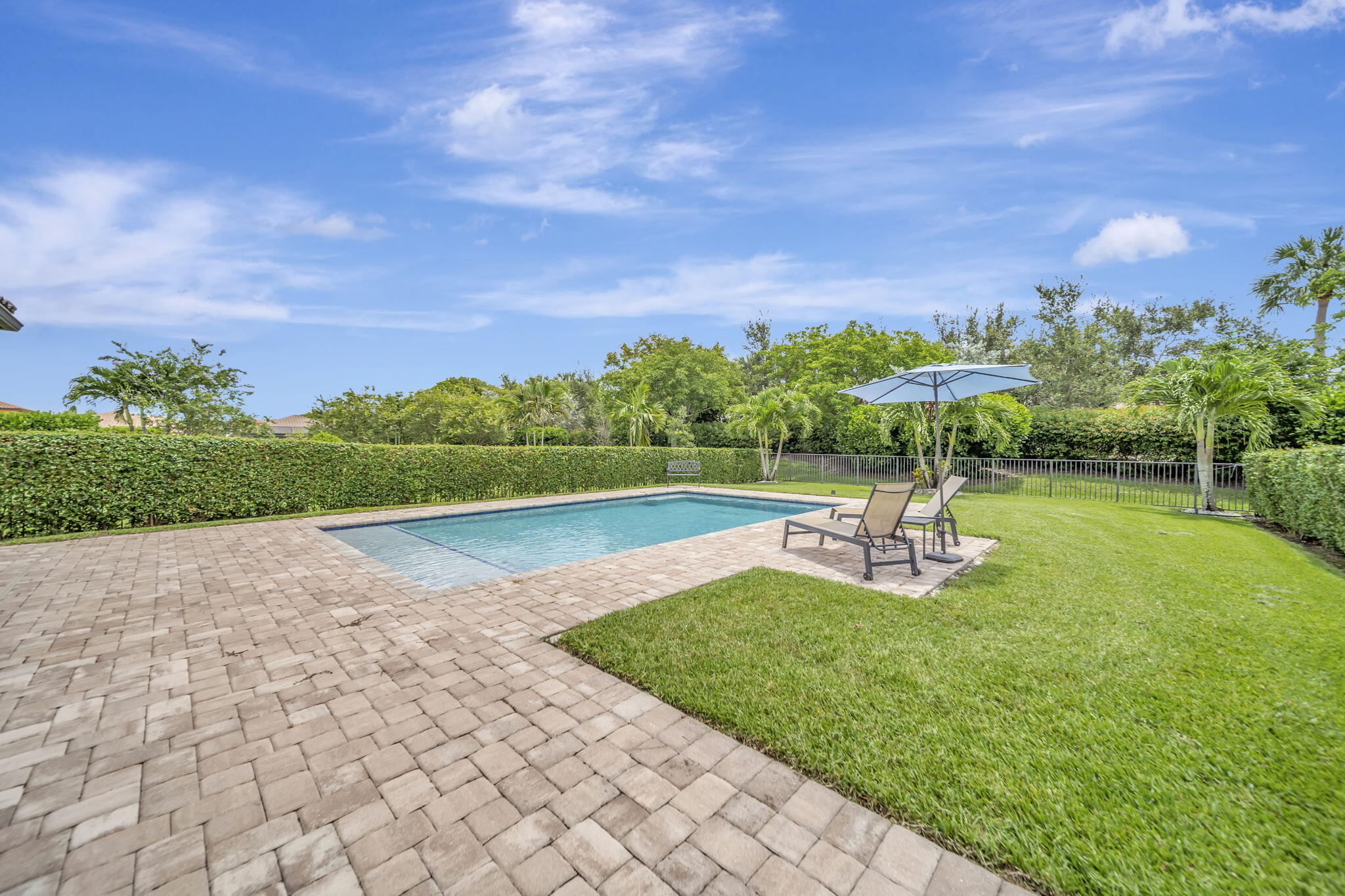 PARKLAND BAY - Residential Lease