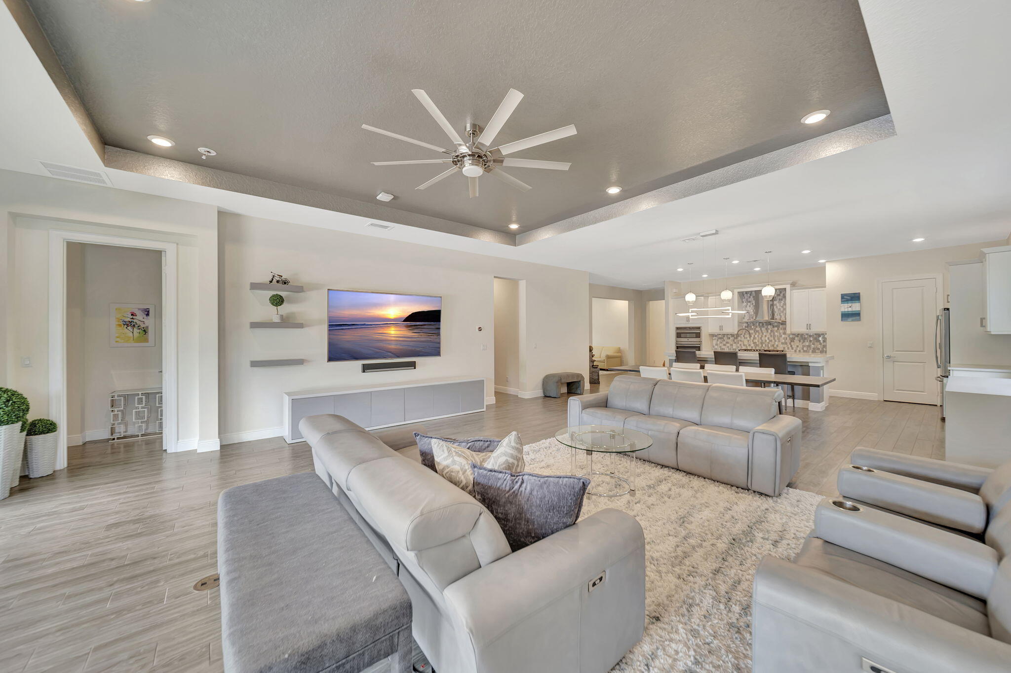 PARKLAND BAY - Residential Lease