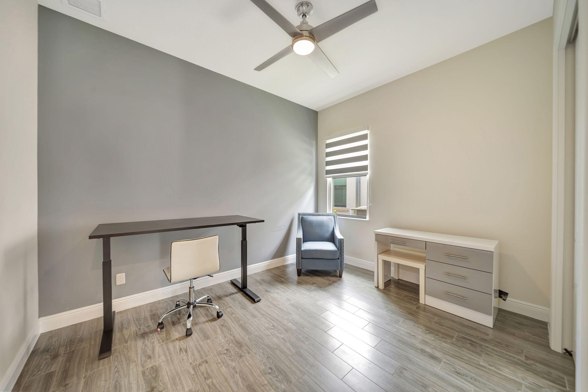 PARKLAND BAY - Residential Lease