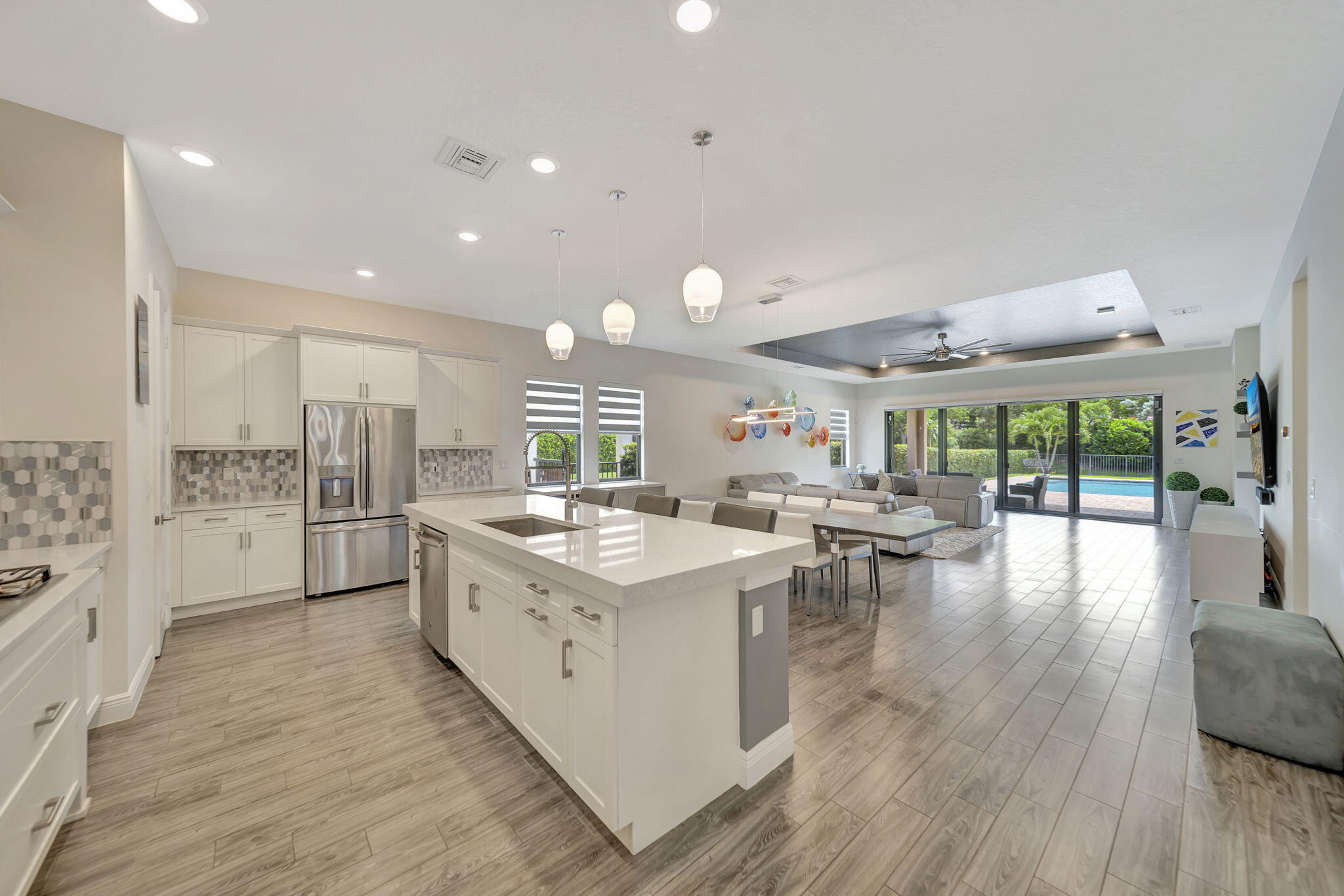 PARKLAND BAY - Residential Lease