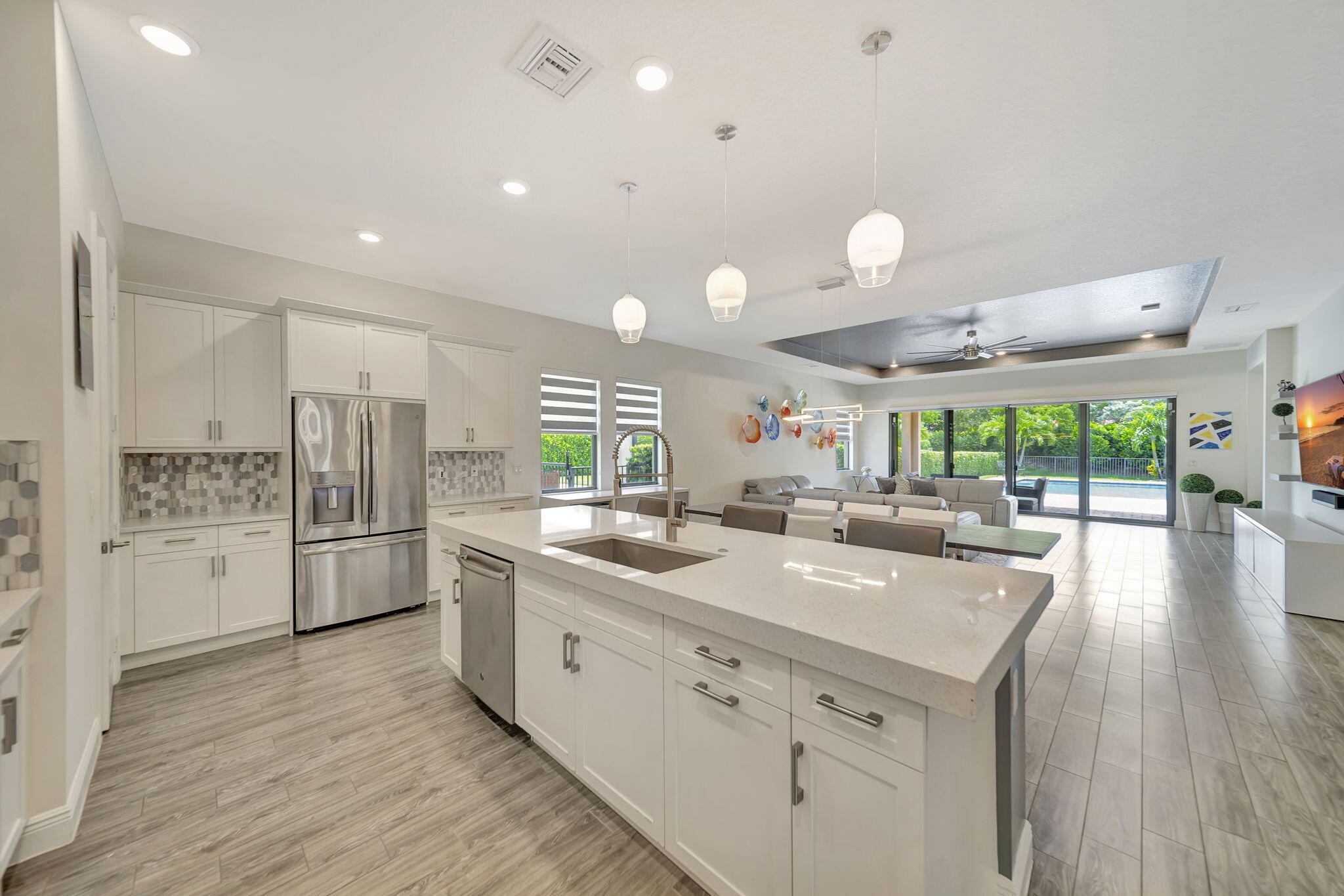PARKLAND BAY - Residential Lease
