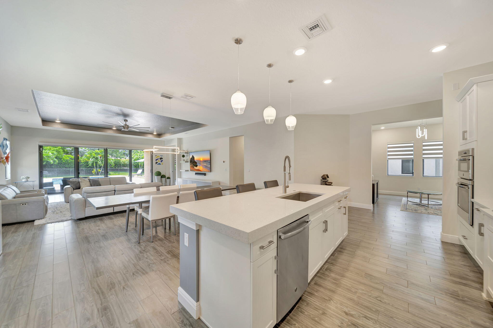 PARKLAND BAY - Residential Lease