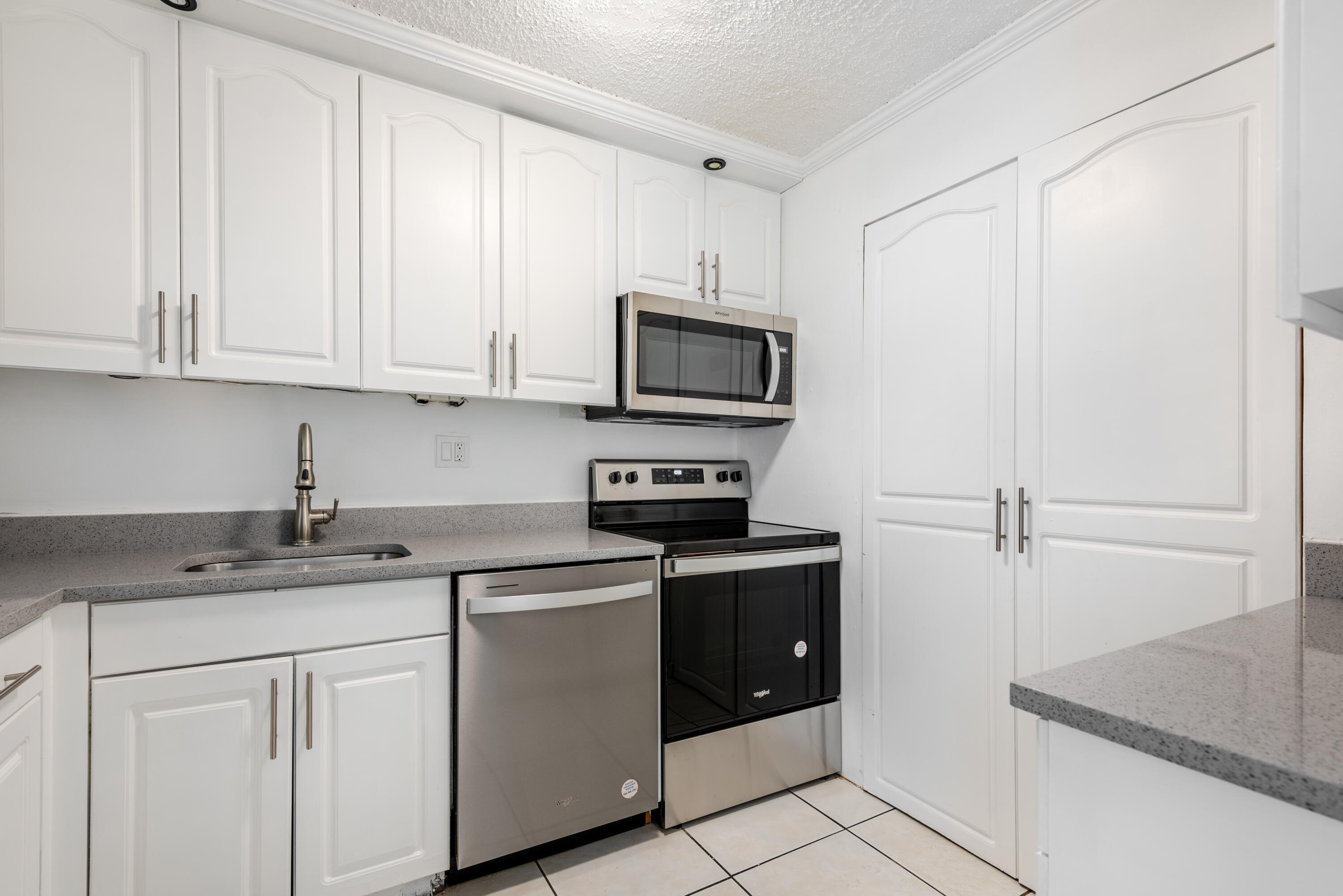 VERSAILLES GARDENS CONDO - Residential Lease