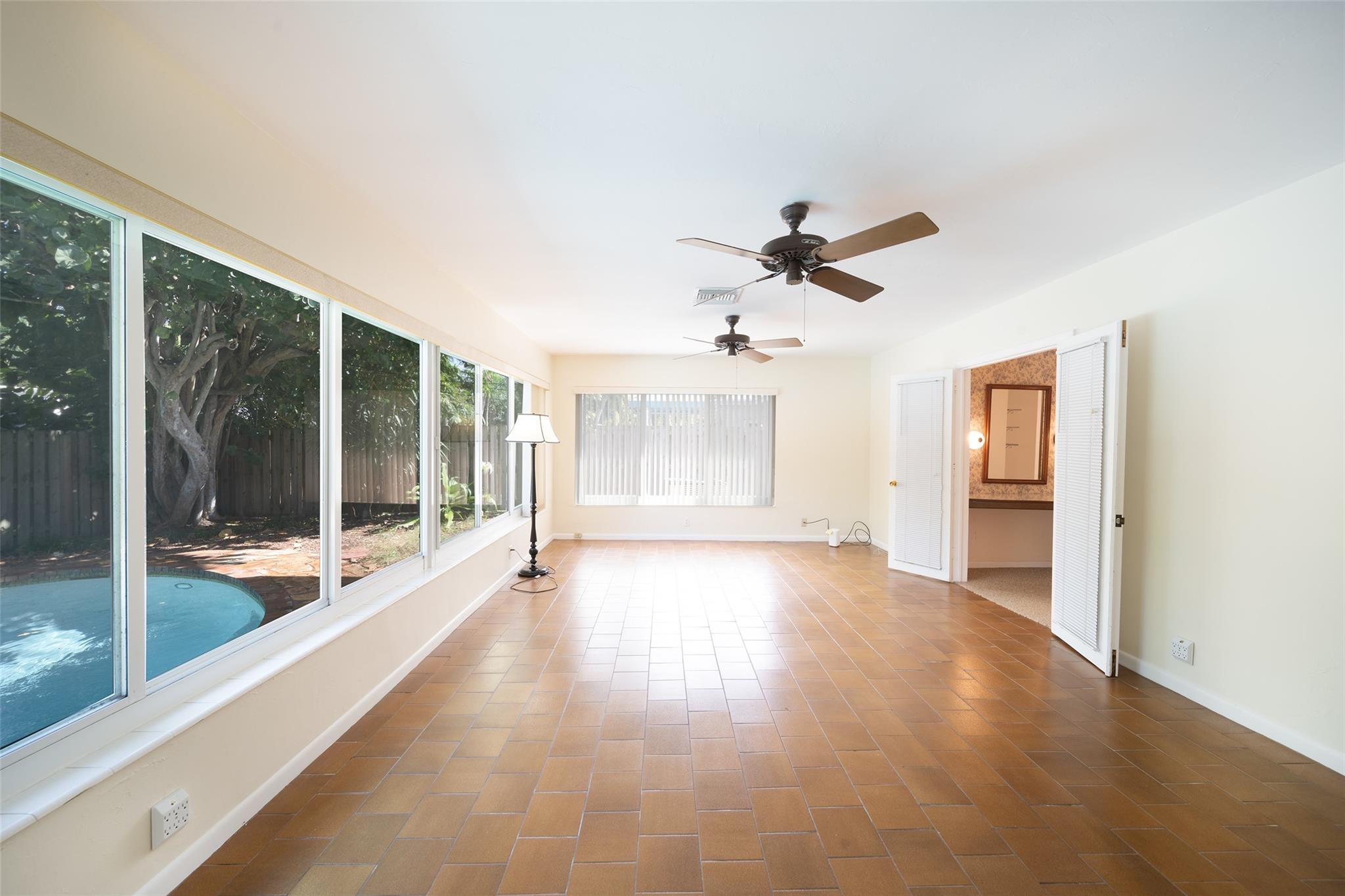 Floranada Ridge Sec A 30- - Residential