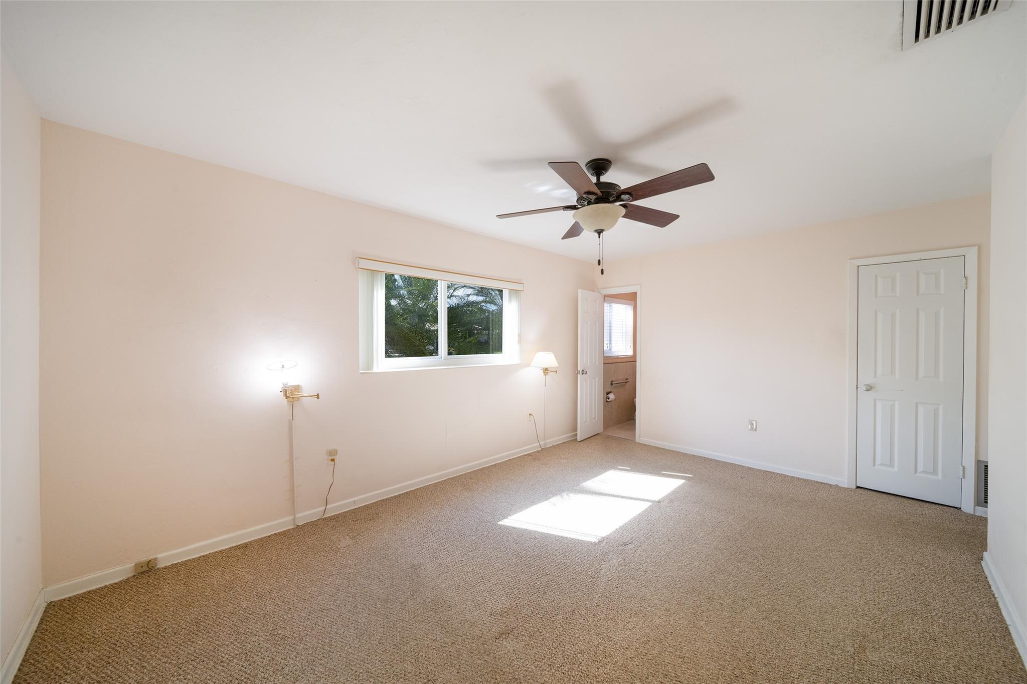 Floranada Ridge Sec A 30- - Residential