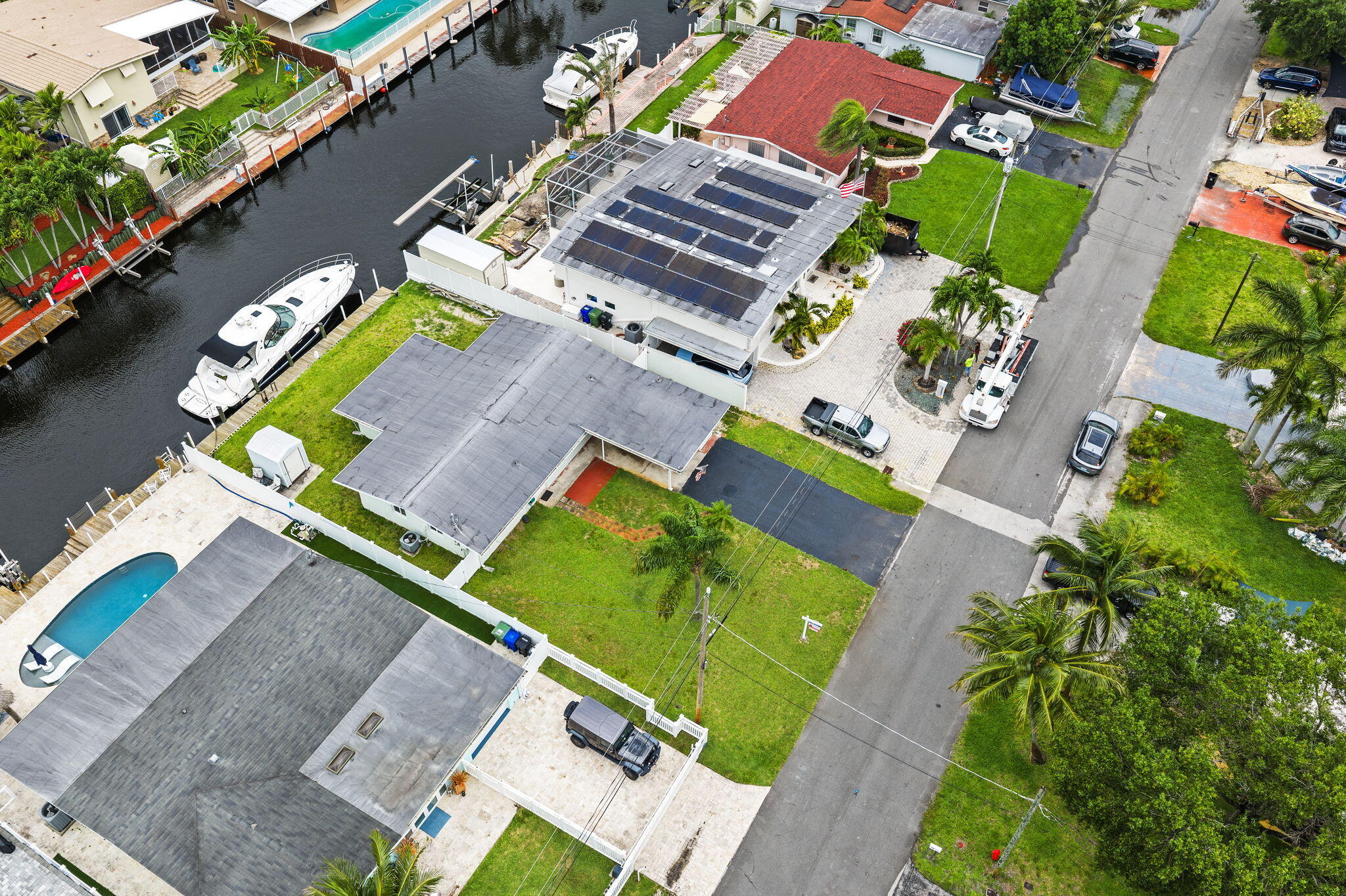 LAUDERDALE ISLES NO 2-BLK 7 - Residential