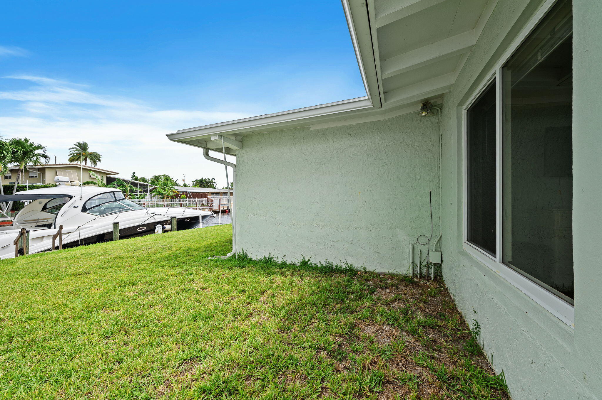 LAUDERDALE ISLES NO 2-BLK 7 - Residential