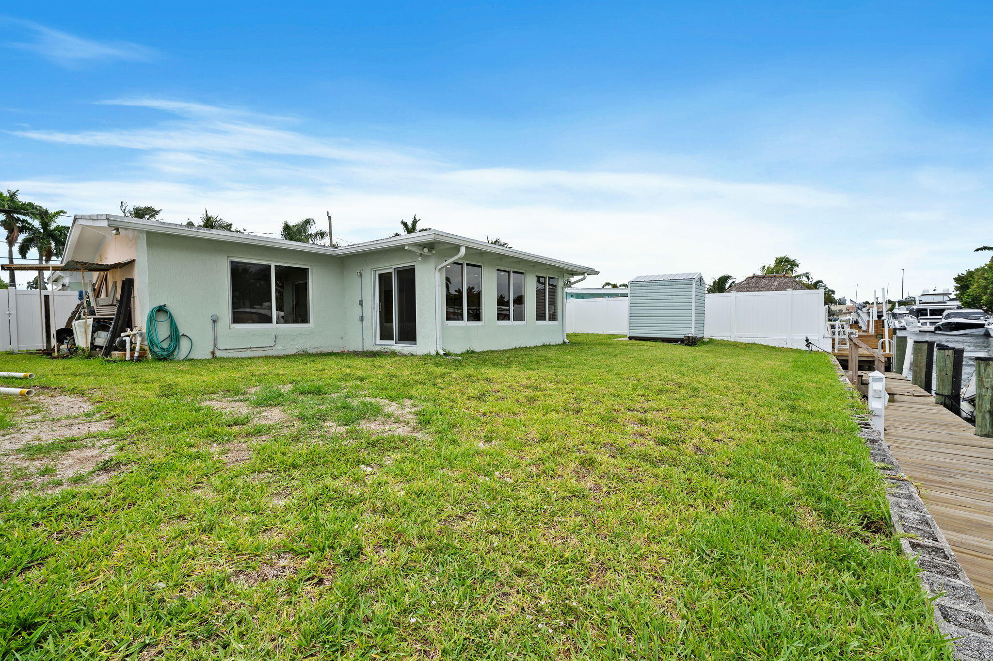 LAUDERDALE ISLES NO 2-BLK 7 - Residential