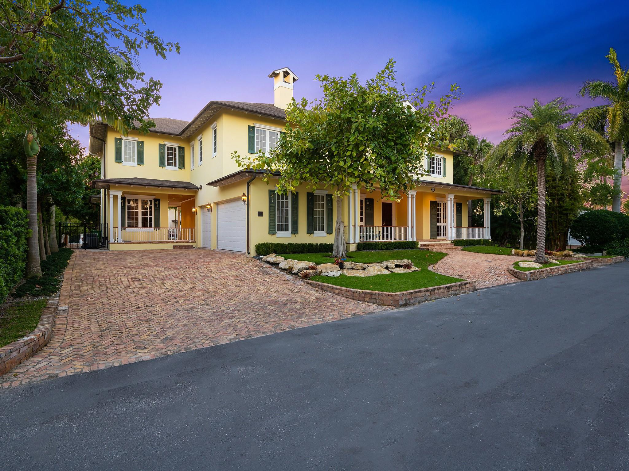 Las Olas Isles - Residential