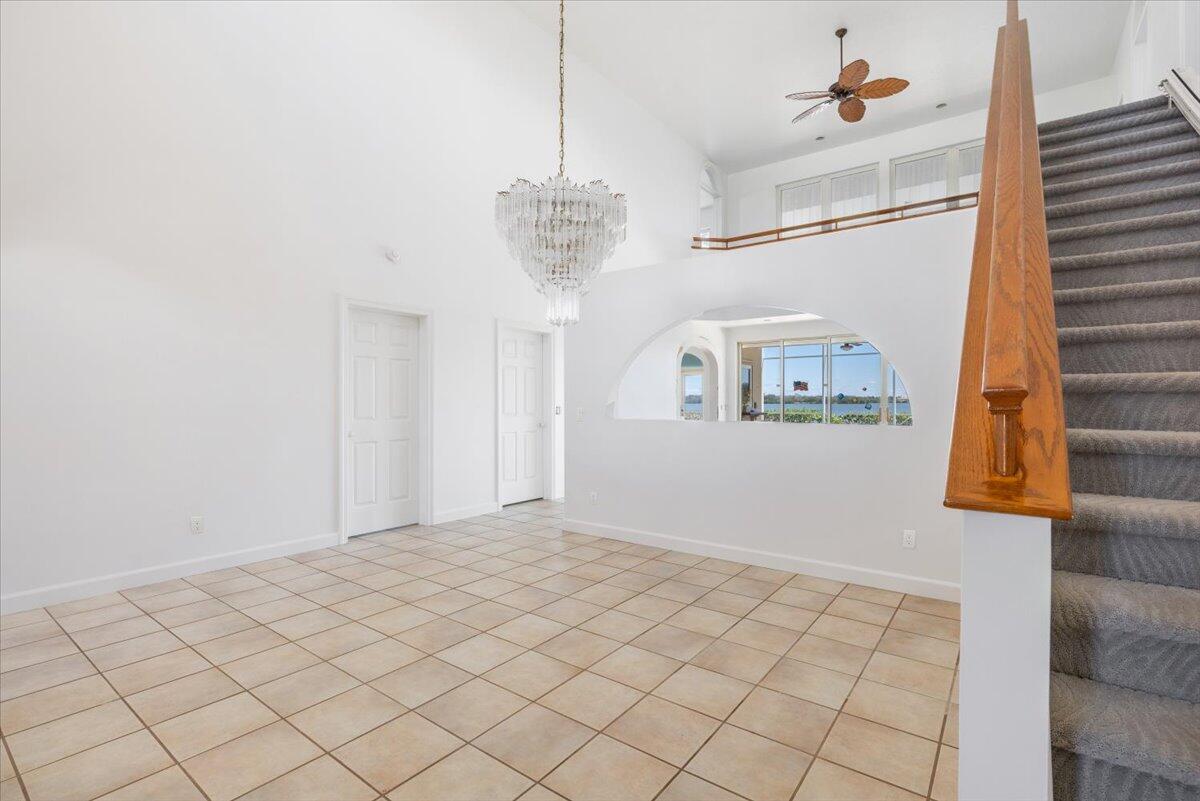 VERO ISLES PLAT NO 3 - Residential