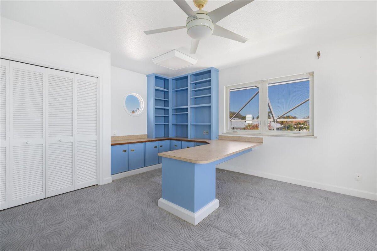 VERO ISLES PLAT NO 3 - Residential