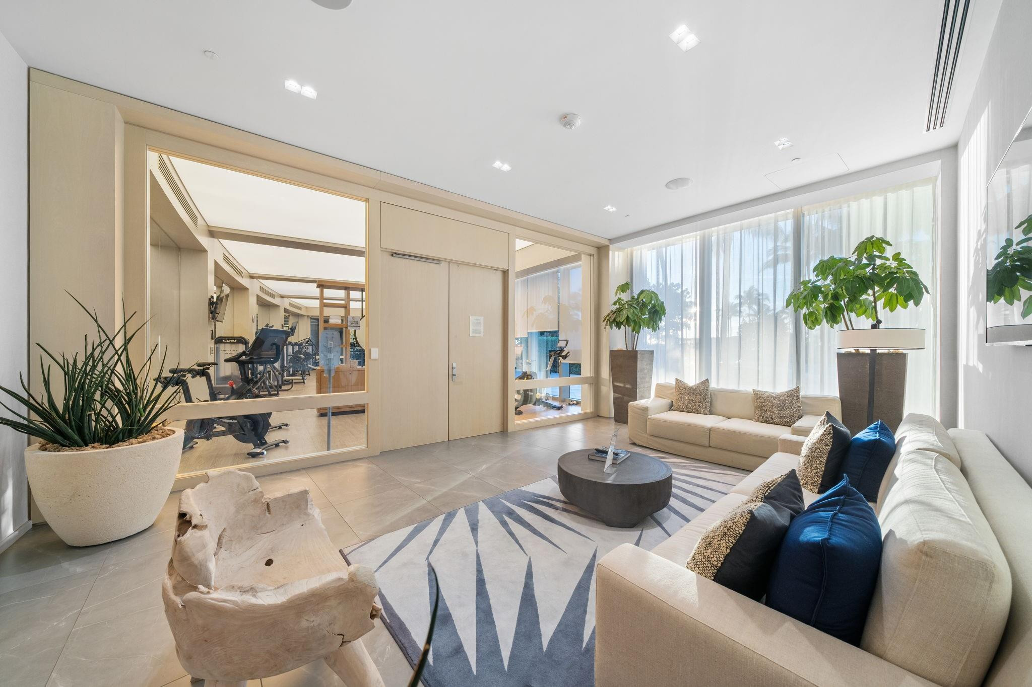 AUBERGE BEACH - Residential