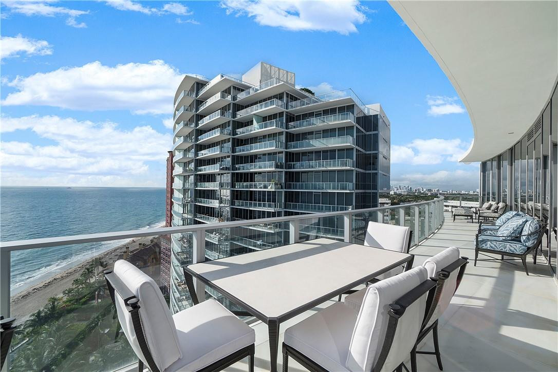 AUBERGE BEACH - Residential