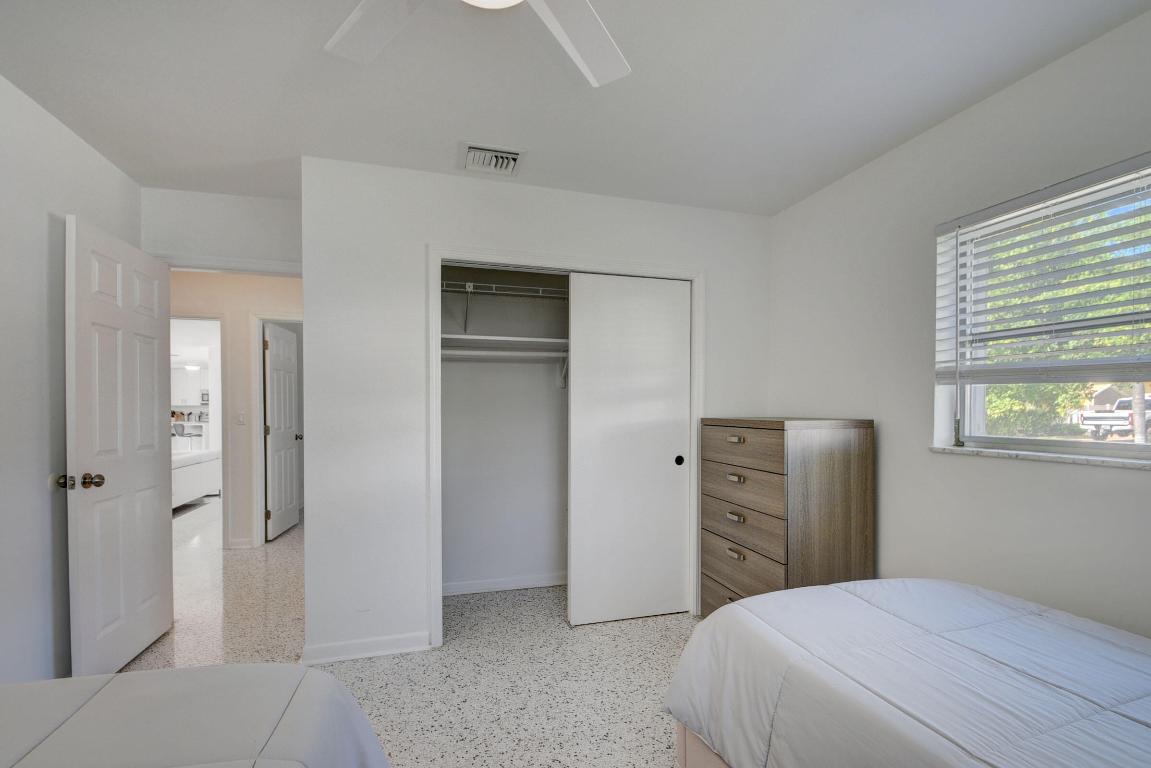 PALM BEACH ISLES 1 - Residential