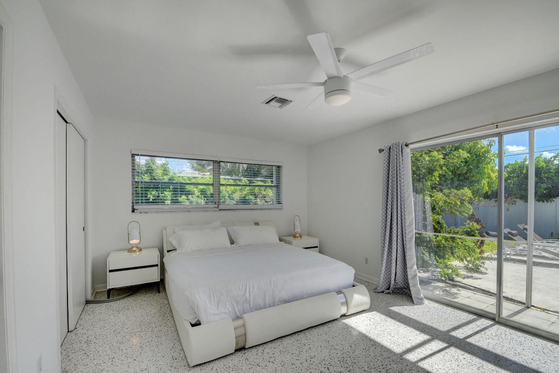 PALM BEACH ISLES 1 - Residential