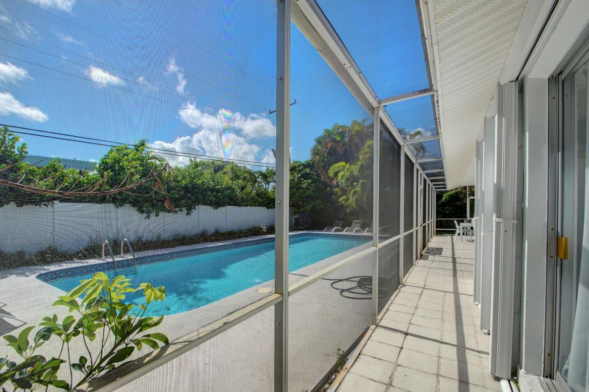 PALM BEACH ISLES 1 - Residential