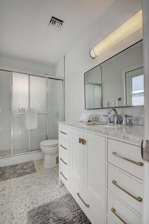 PALM BEACH ISLES 1 - Residential