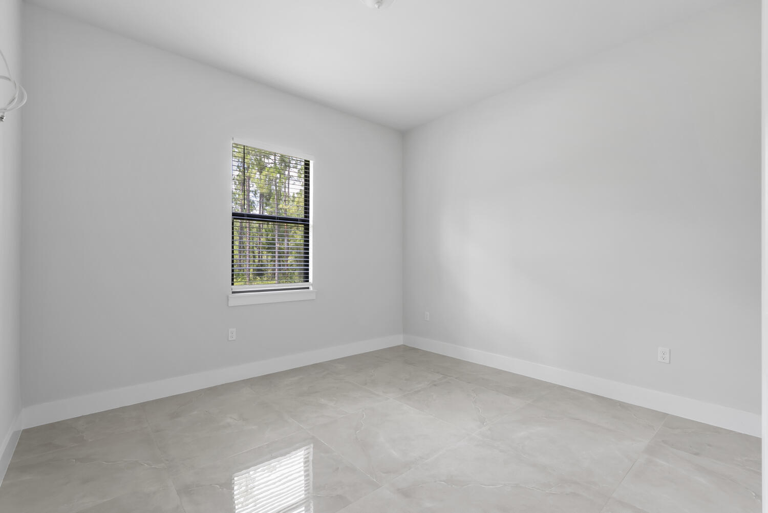 GOLDEN GATE EST UNIT 24 - Residential
