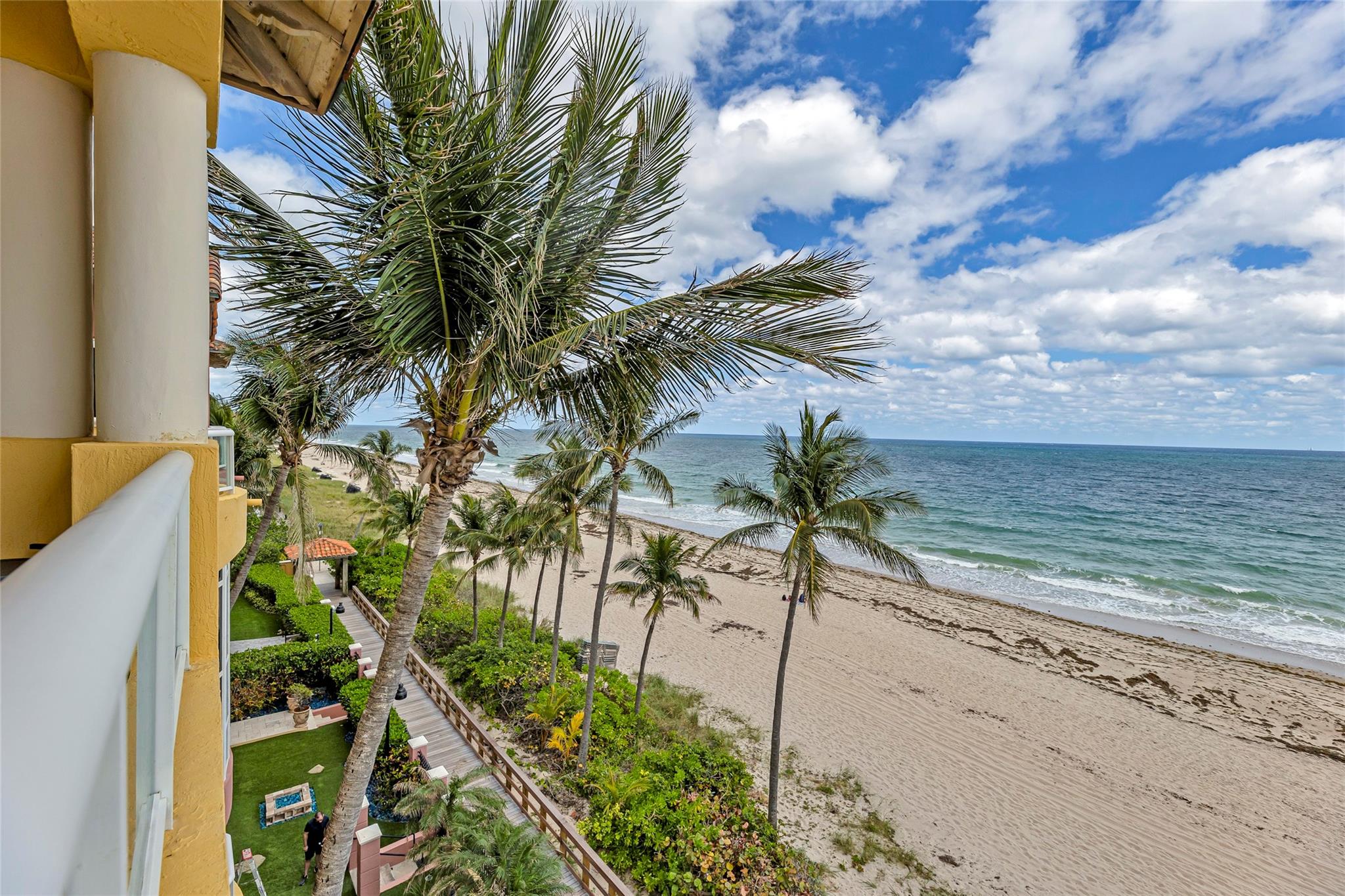 The Palms Townhouse Condo - Residential