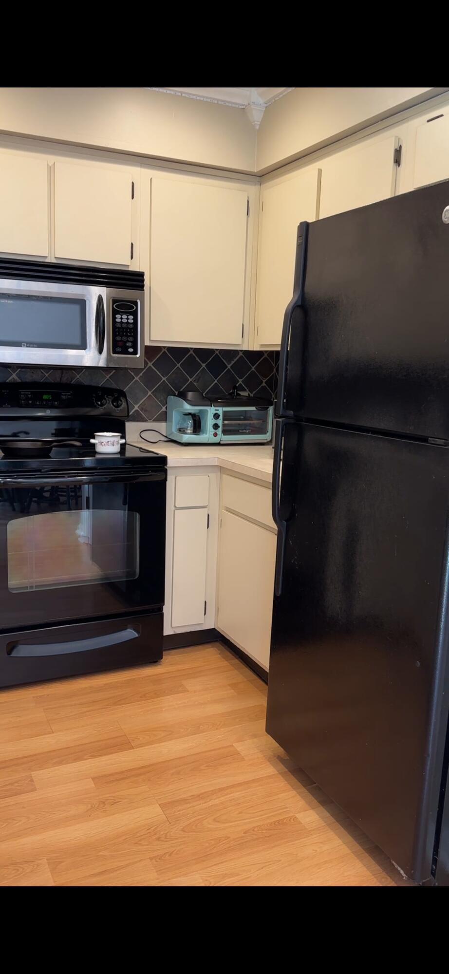 FOX RUN - Residential Lease