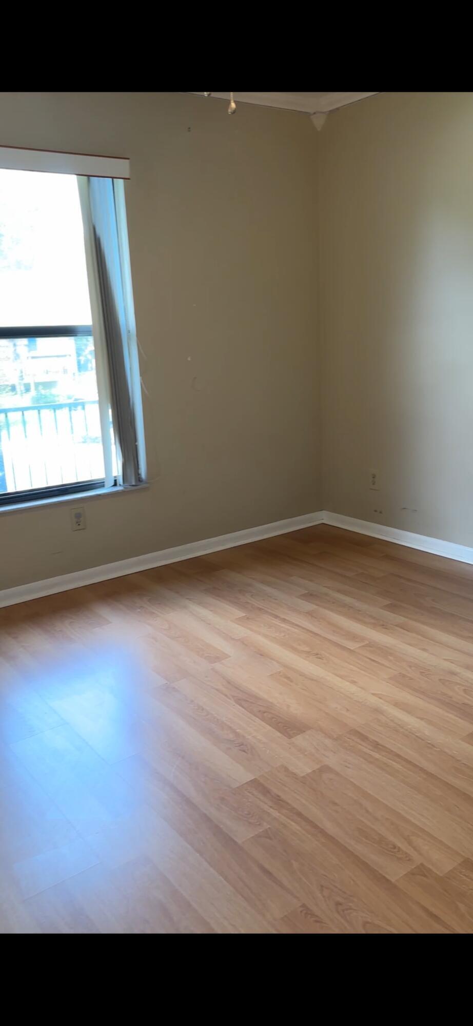 FOX RUN - Residential Lease