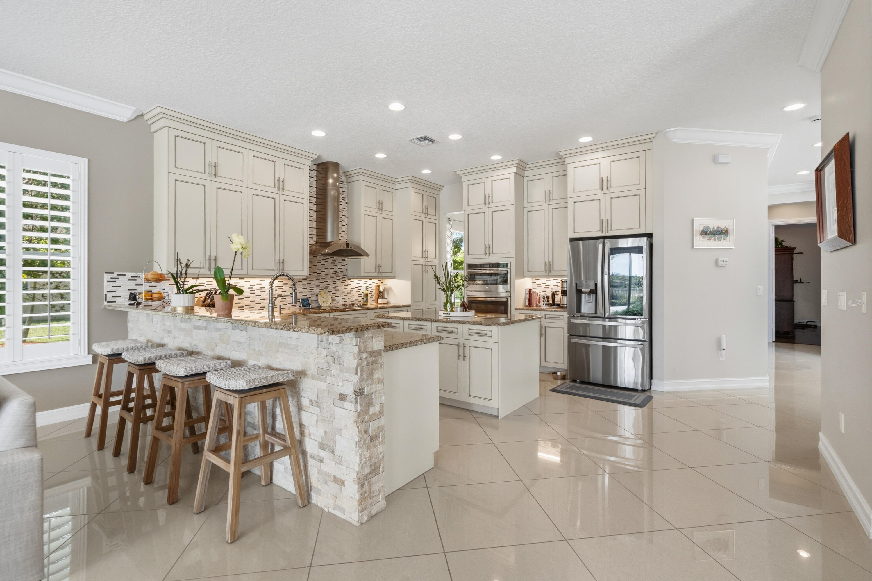 BAYHILL ESTATES - Residential