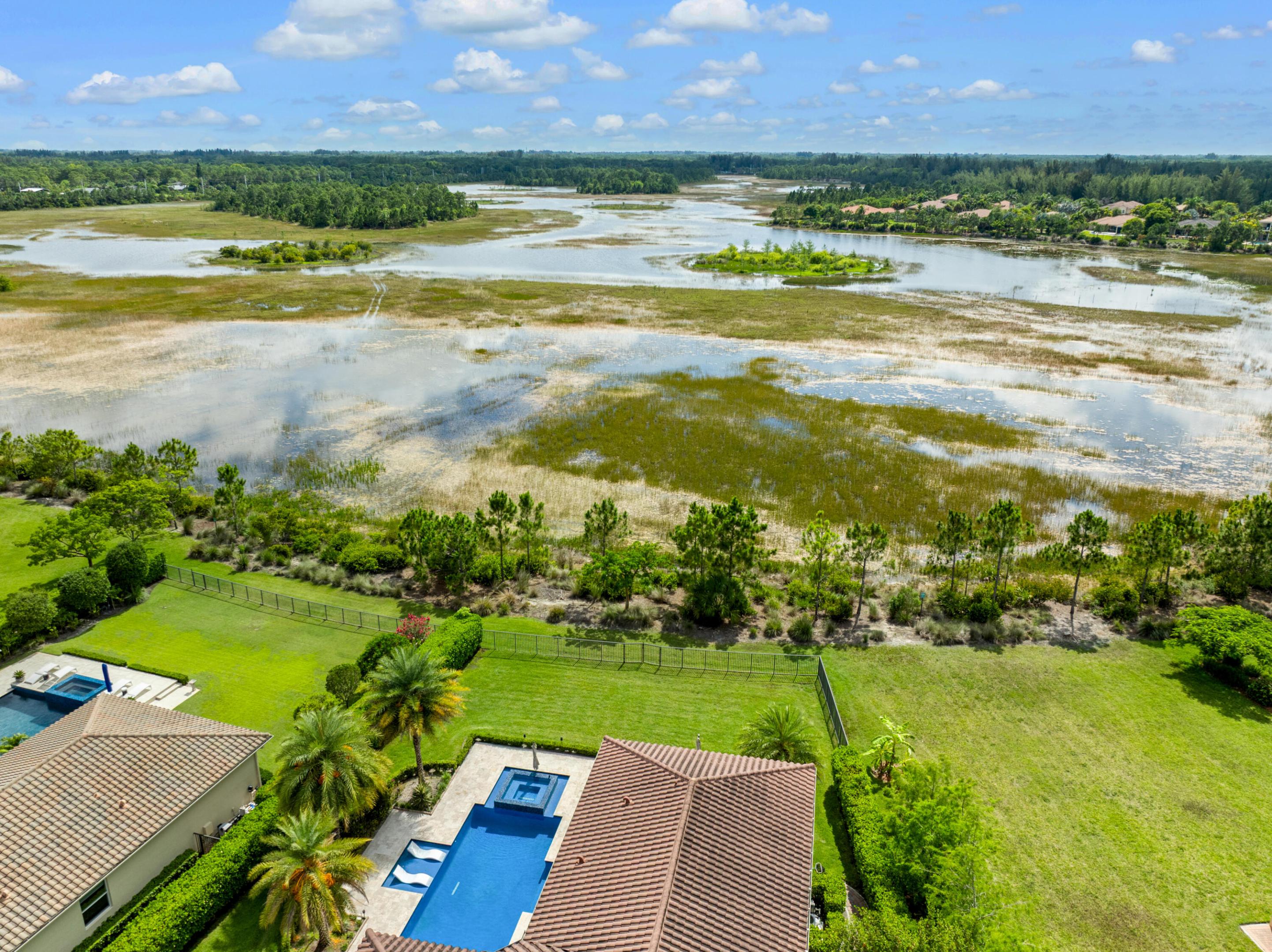 BAYHILL ESTATES - Residential