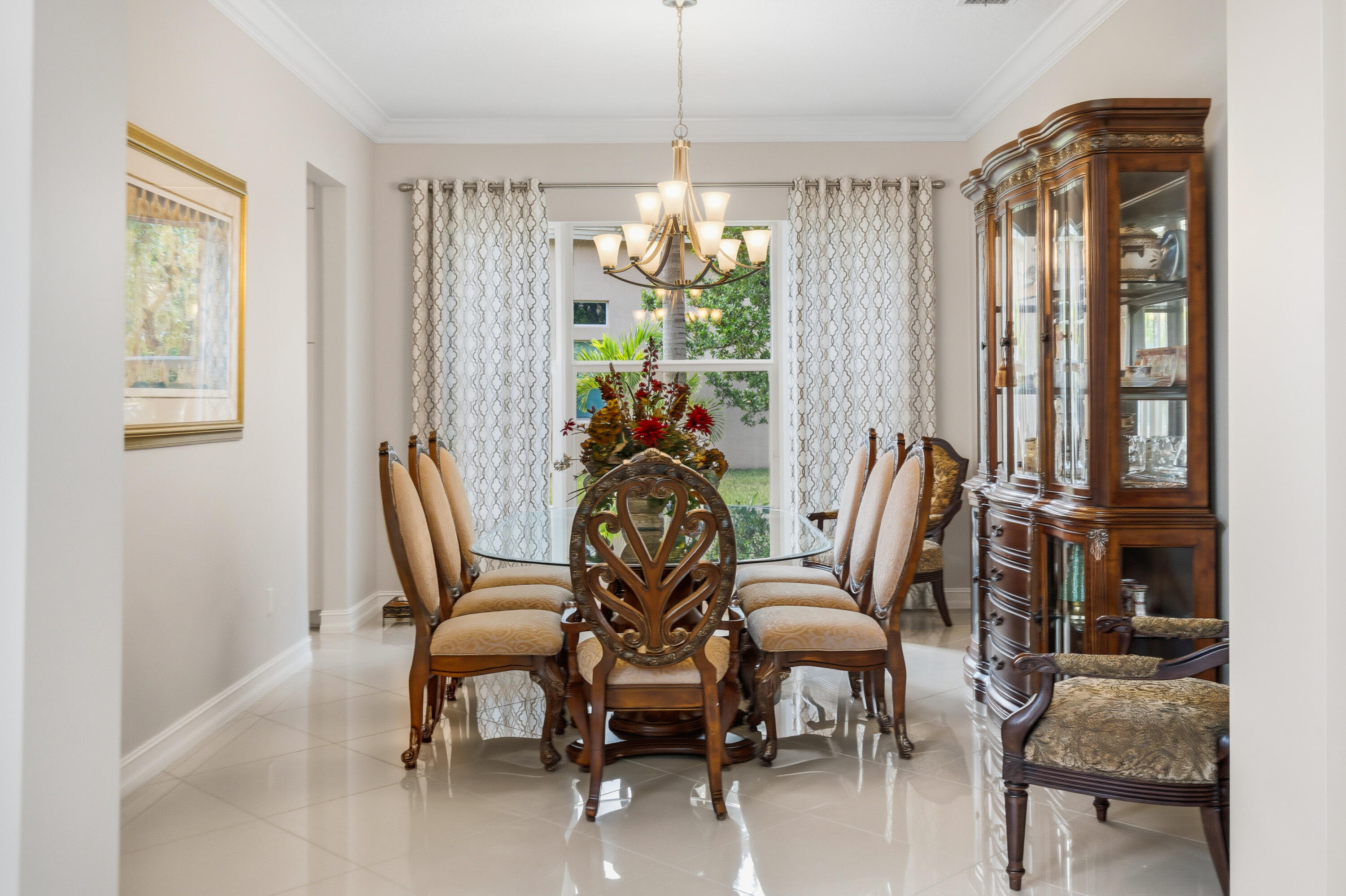 BAYHILL ESTATES - Residential