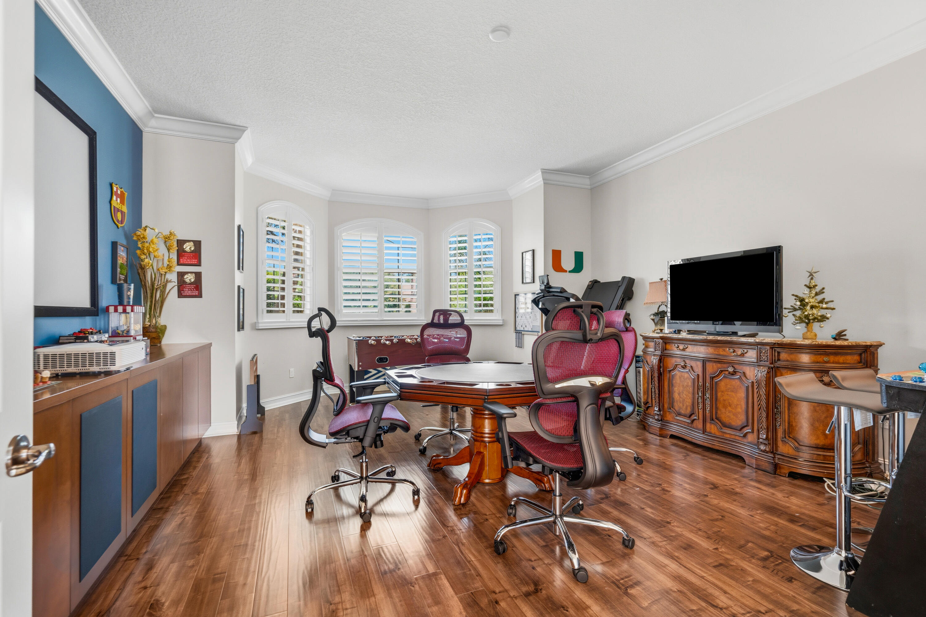 BAYHILL ESTATES - Residential