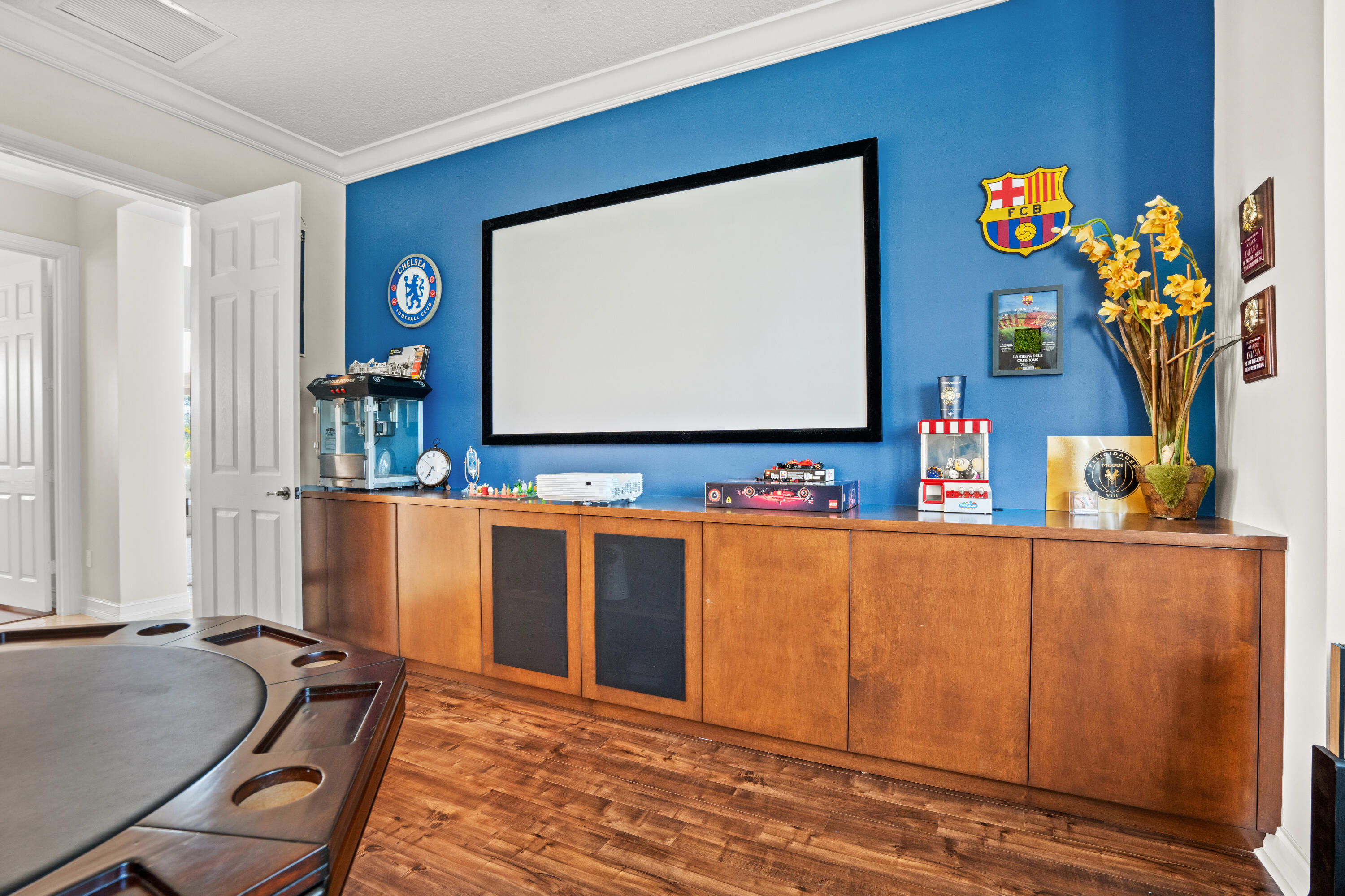 BAYHILL ESTATES - Residential