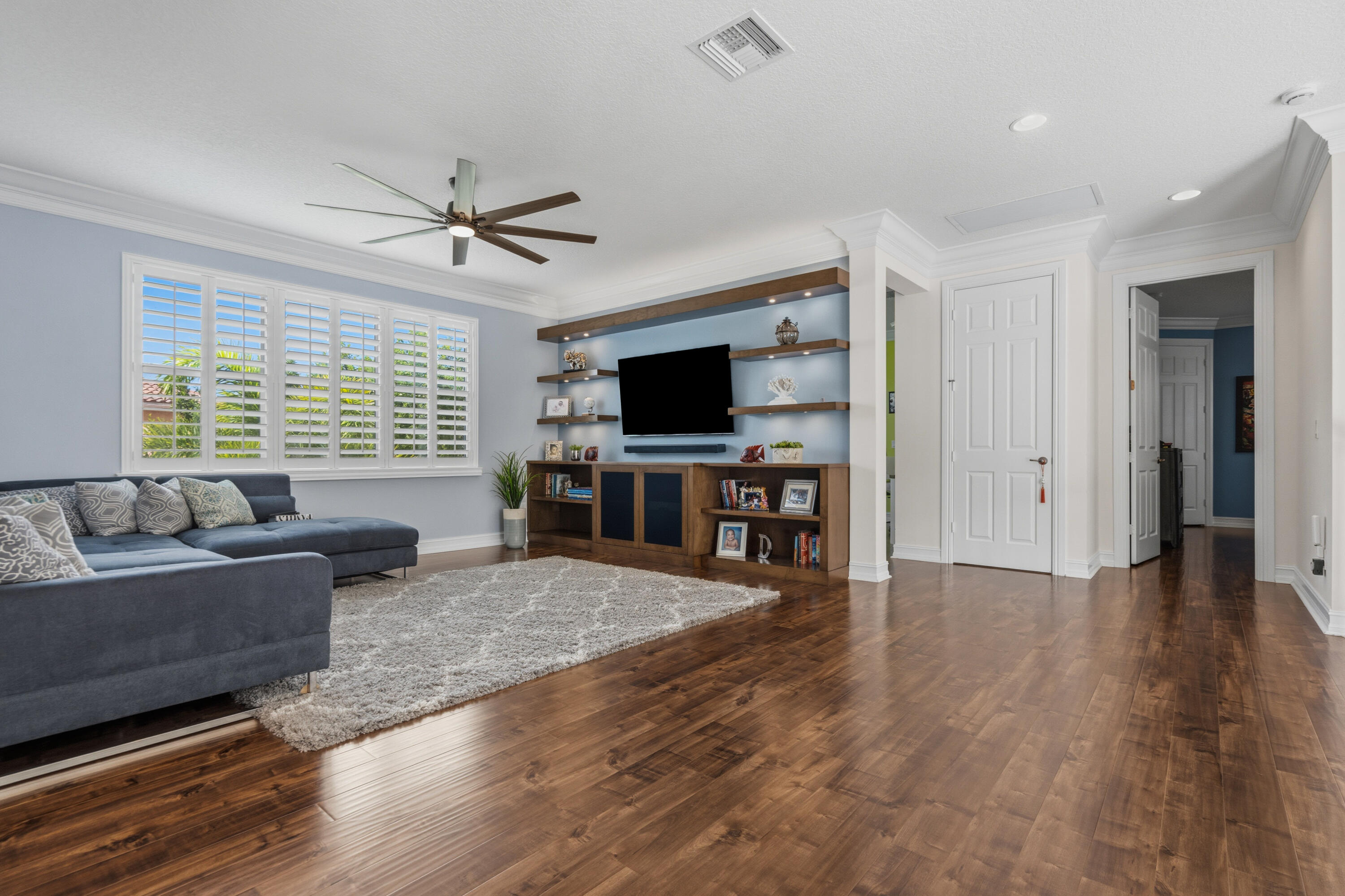 BAYHILL ESTATES - Residential
