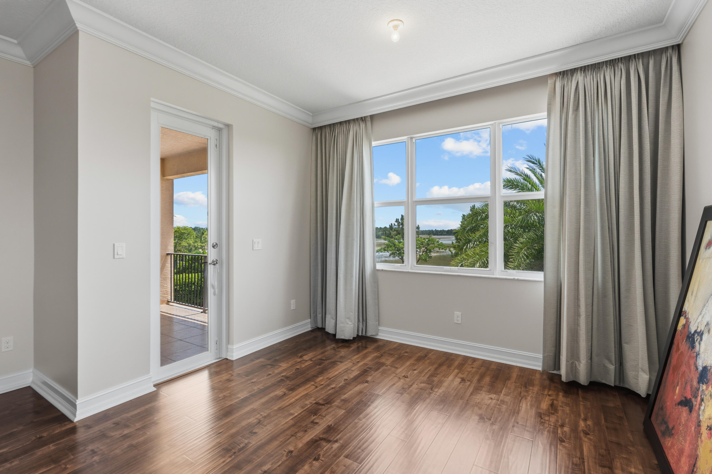 BAYHILL ESTATES - Residential