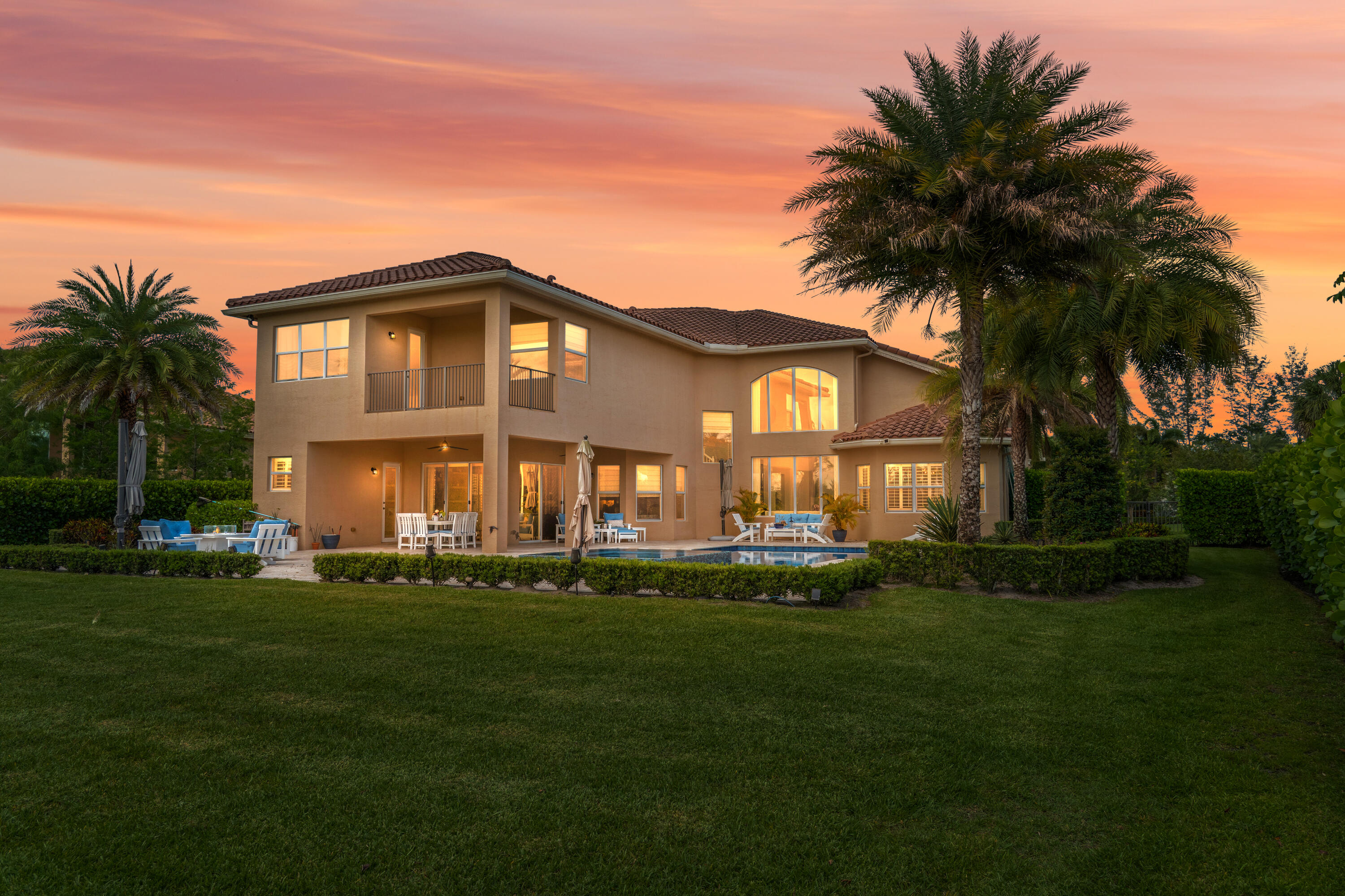 BAYHILL ESTATES - Residential