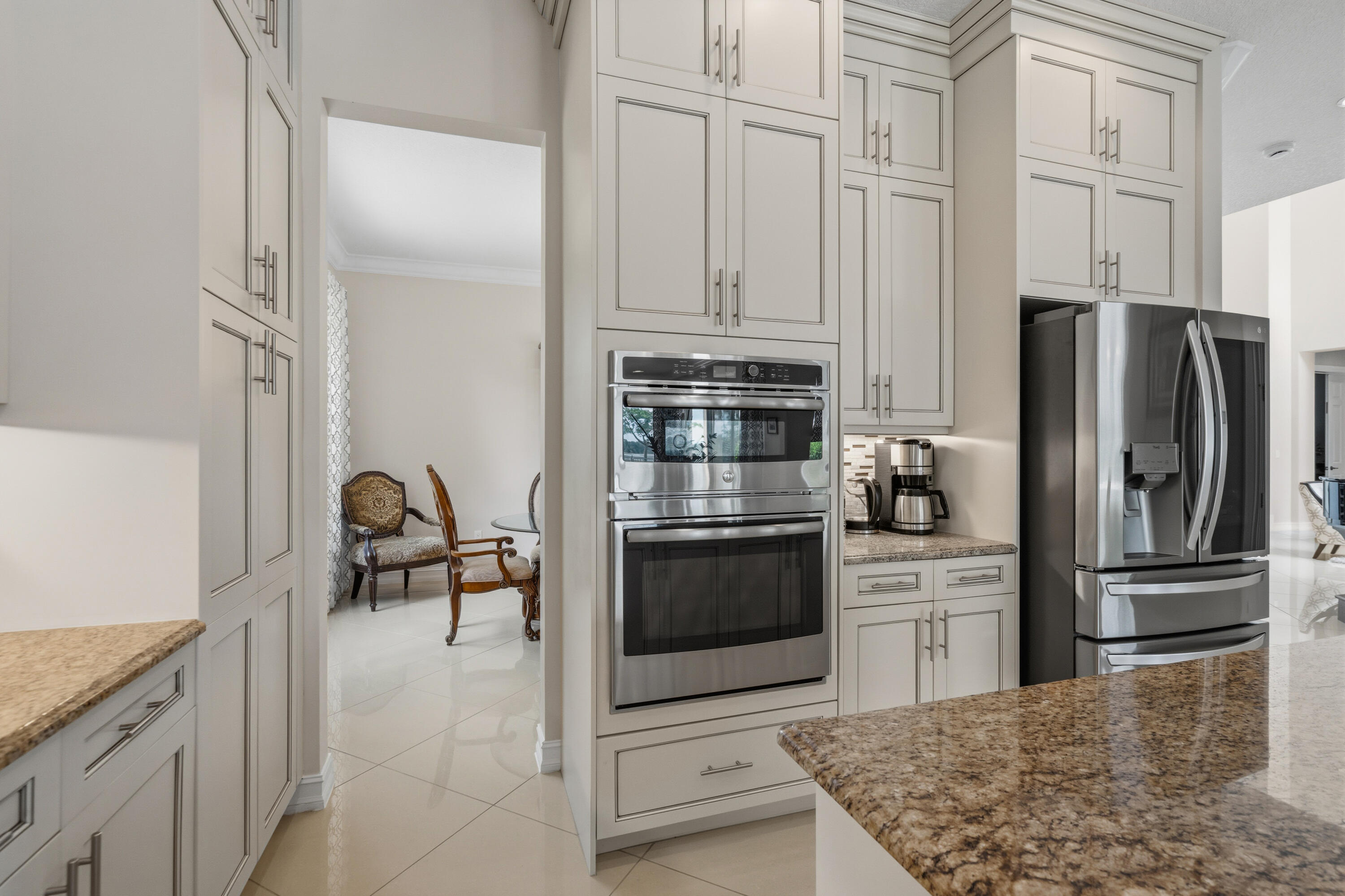BAYHILL ESTATES - Residential