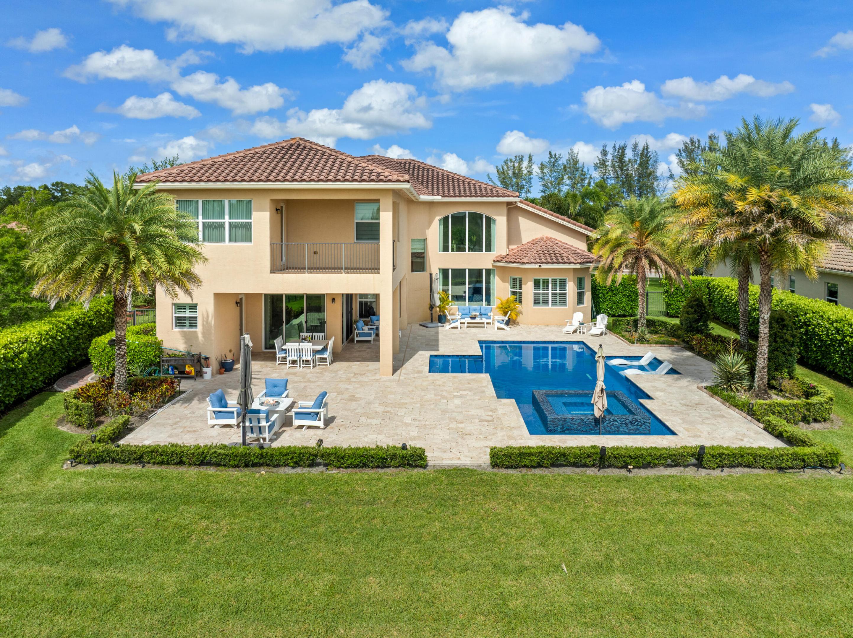 BAYHILL ESTATES - Residential