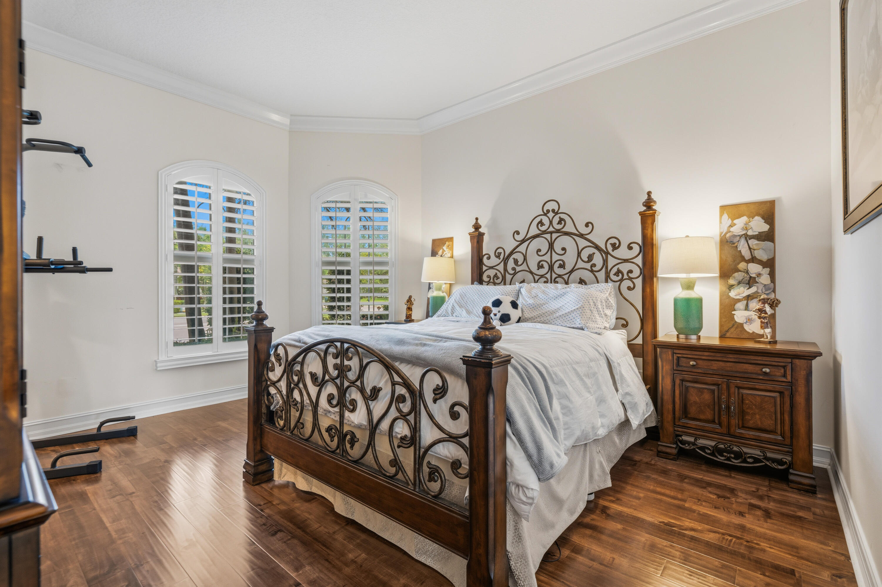 BAYHILL ESTATES - Residential