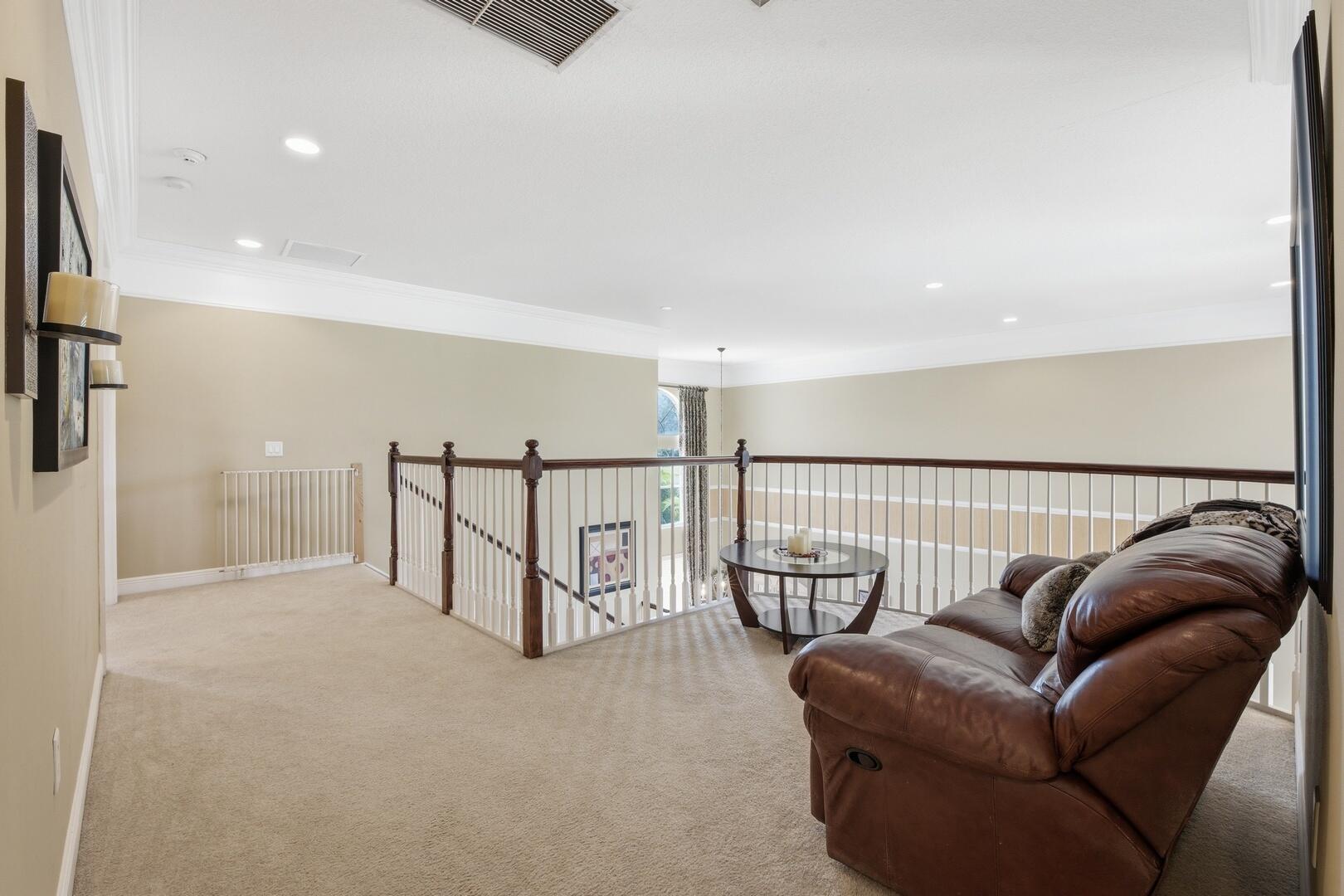 CANYON LAKES - Residential