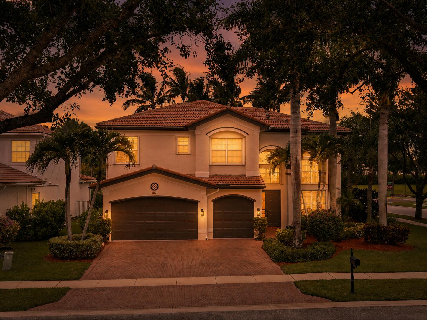 CANYON LAKES - Residential
