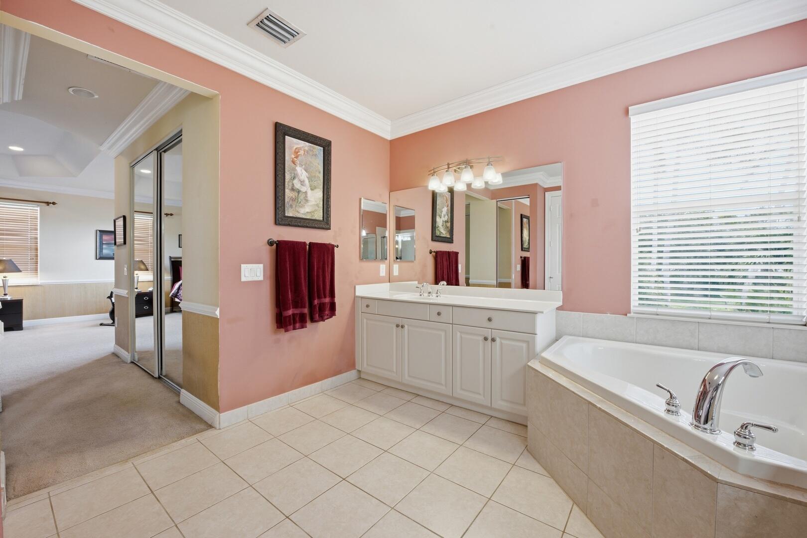 CANYON LAKES - Residential
