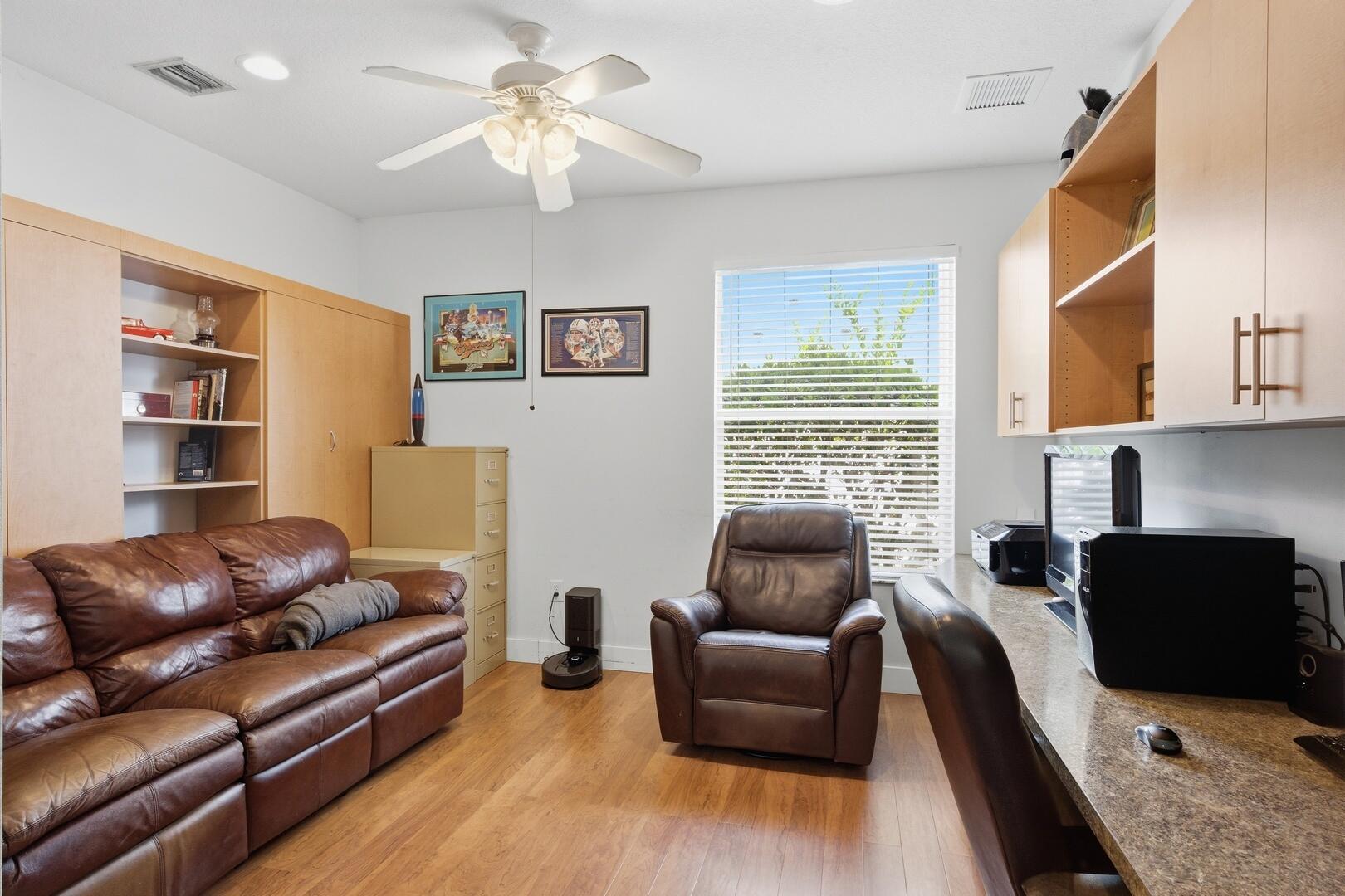 CANYON LAKES - Residential