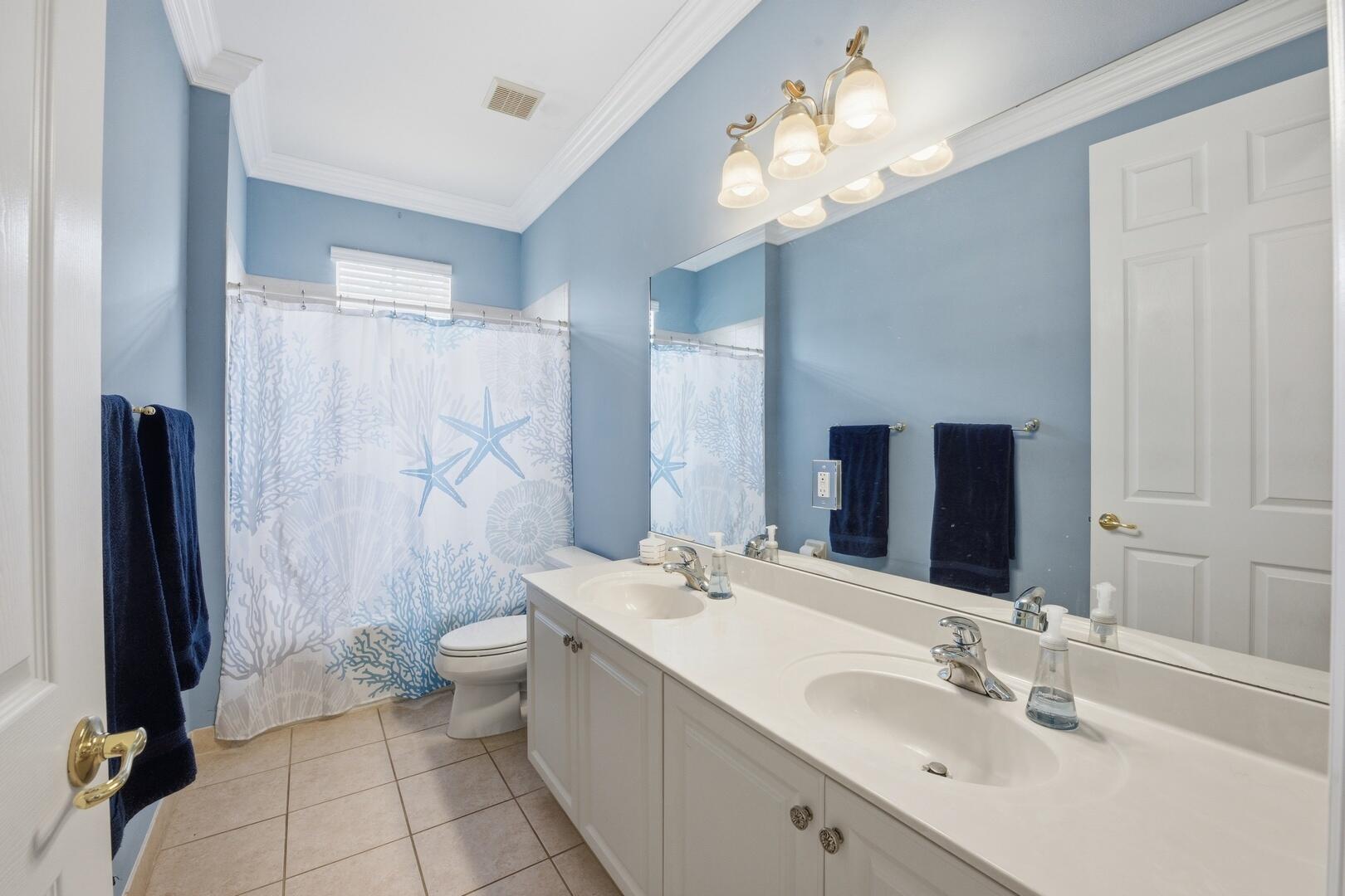 CANYON LAKES - Residential