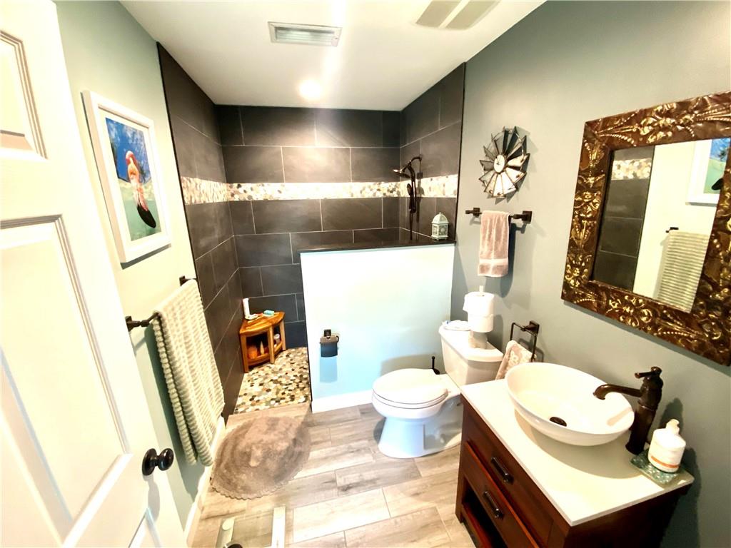 Cypress Park 54-28 B - Residential
