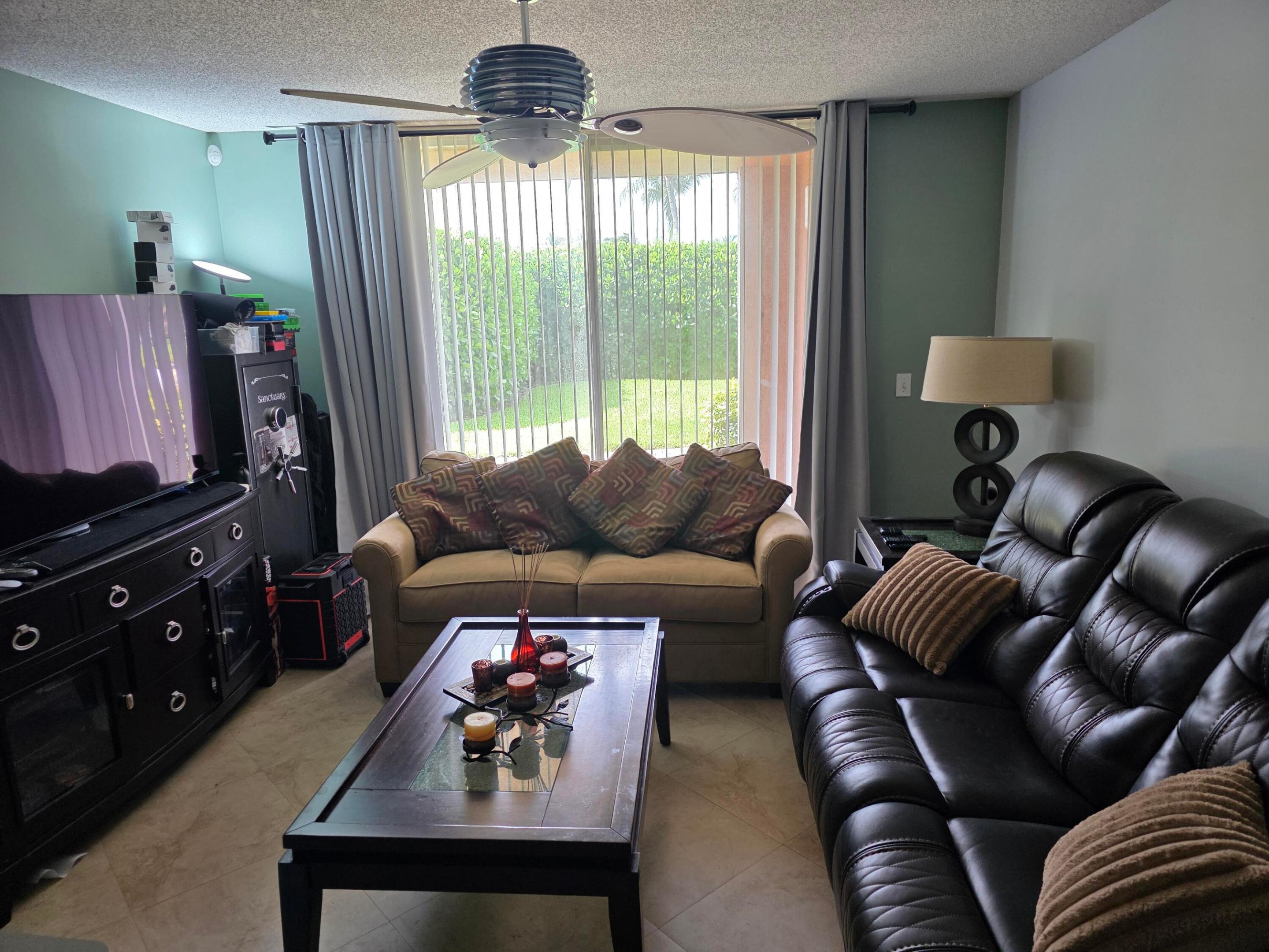 ST ANDREWS AT BOYNTON BEACH CONDO - Residential