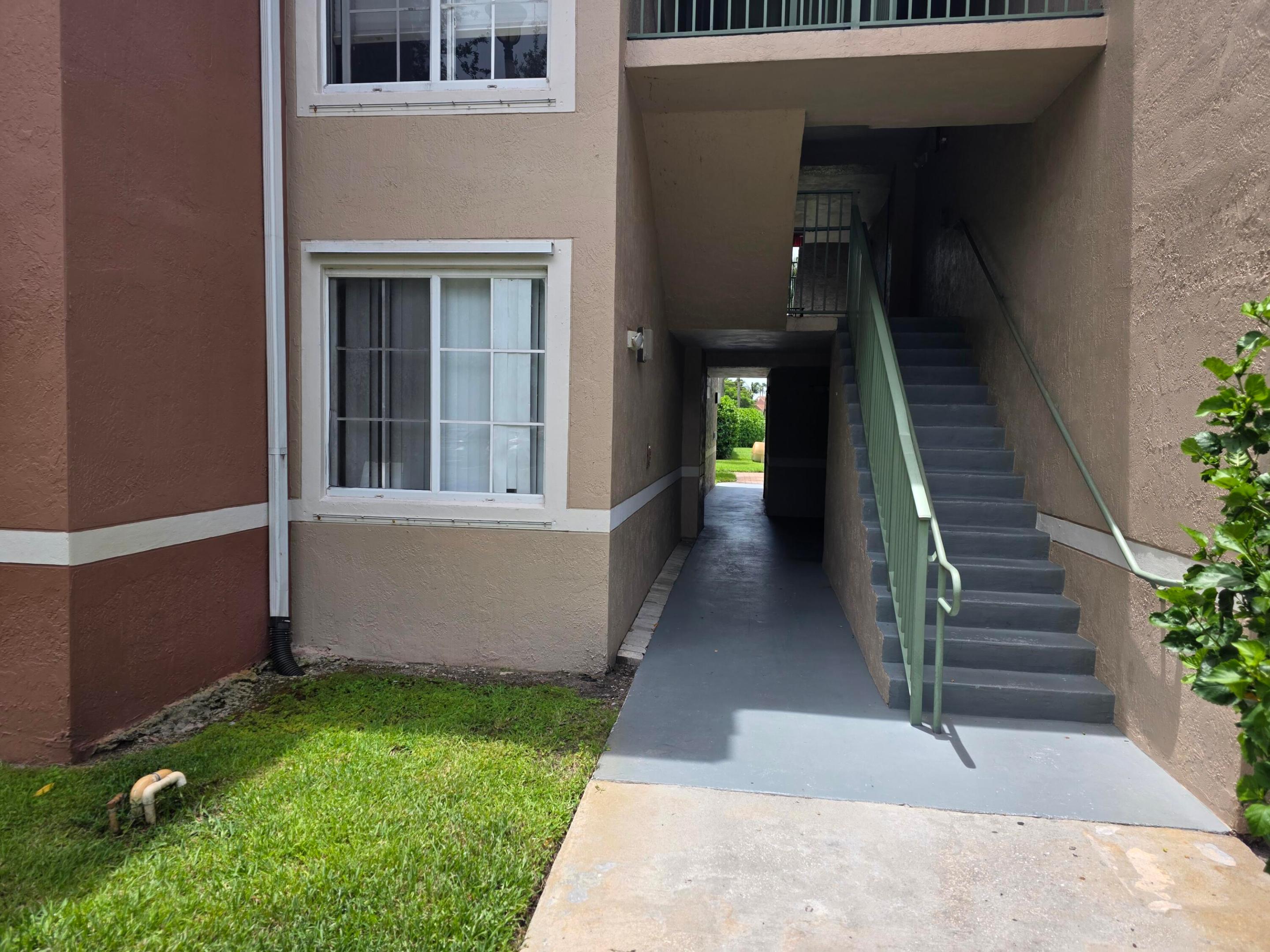 ST ANDREWS AT BOYNTON BEACH CONDO - Residential