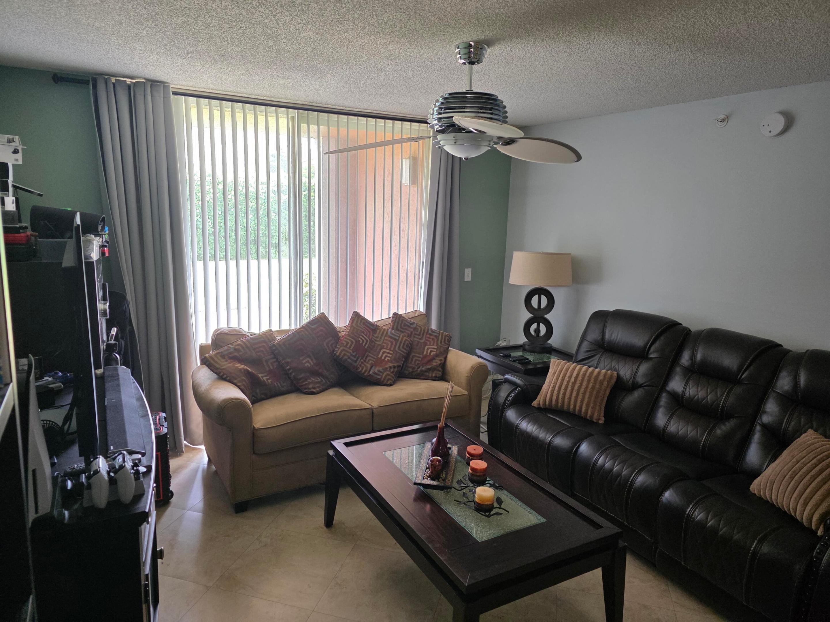 ST ANDREWS AT BOYNTON BEACH CONDO - Residential