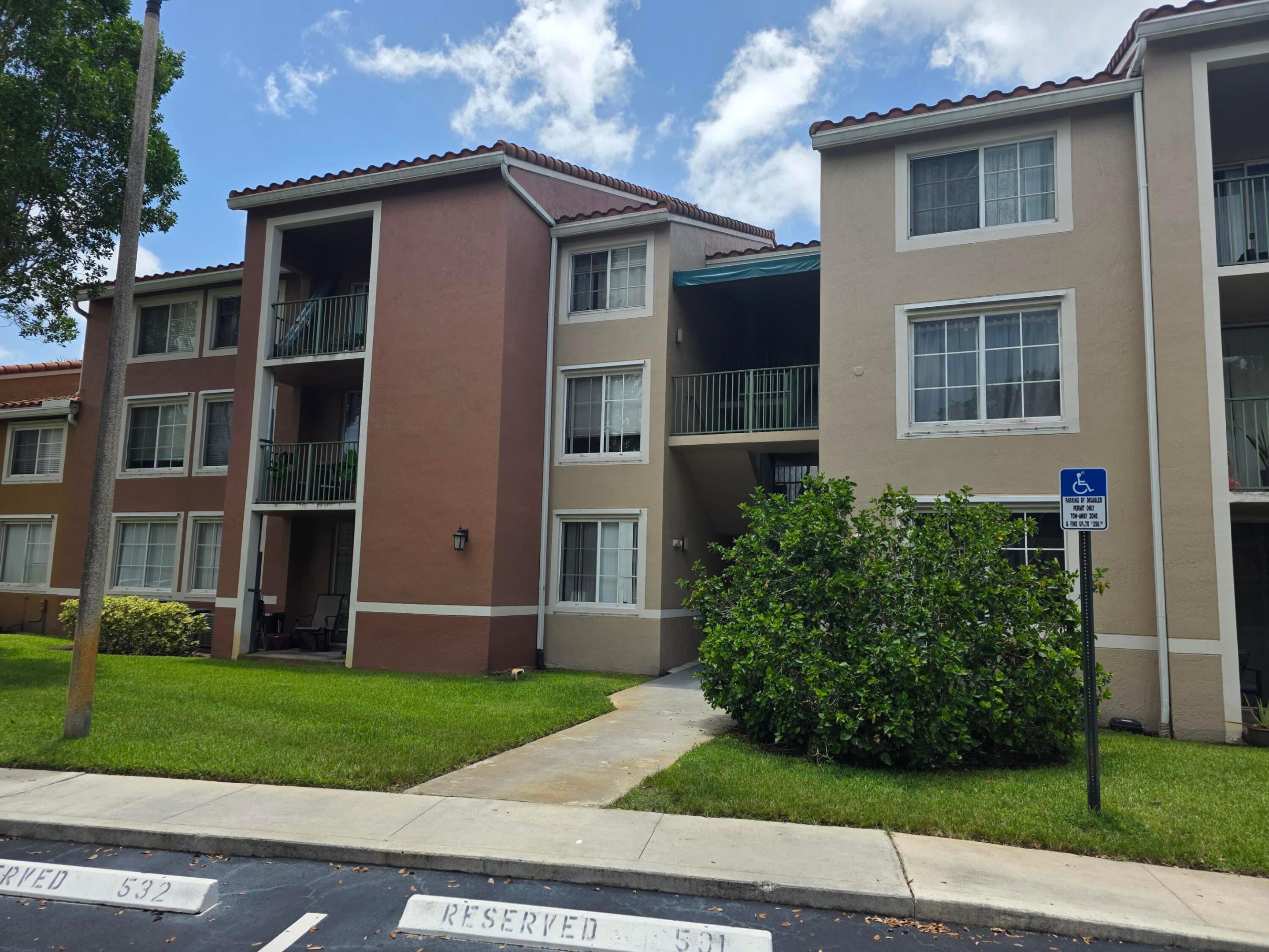 ST ANDREWS AT BOYNTON BEACH CONDO - Residential