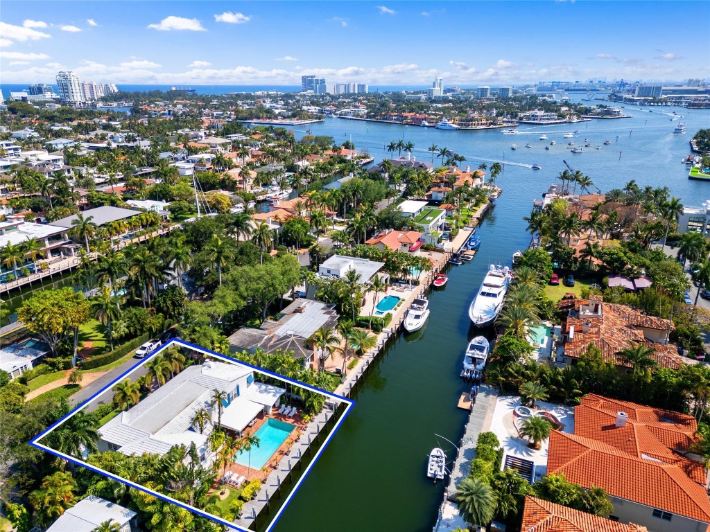 Las Olas Isles - Residential