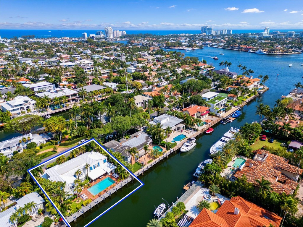 Las Olas Isles - Residential