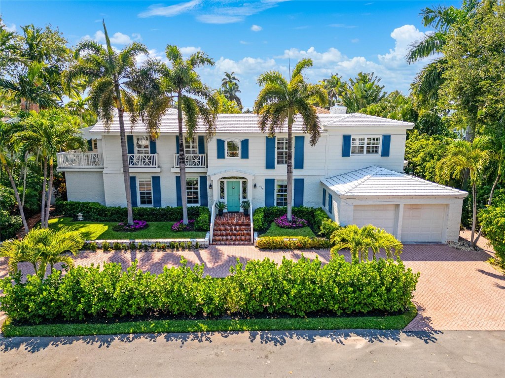 Las Olas Isles - Residential