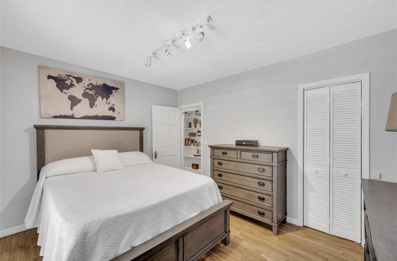 CROISSANT PARK RIVER SEC - Residential Lease